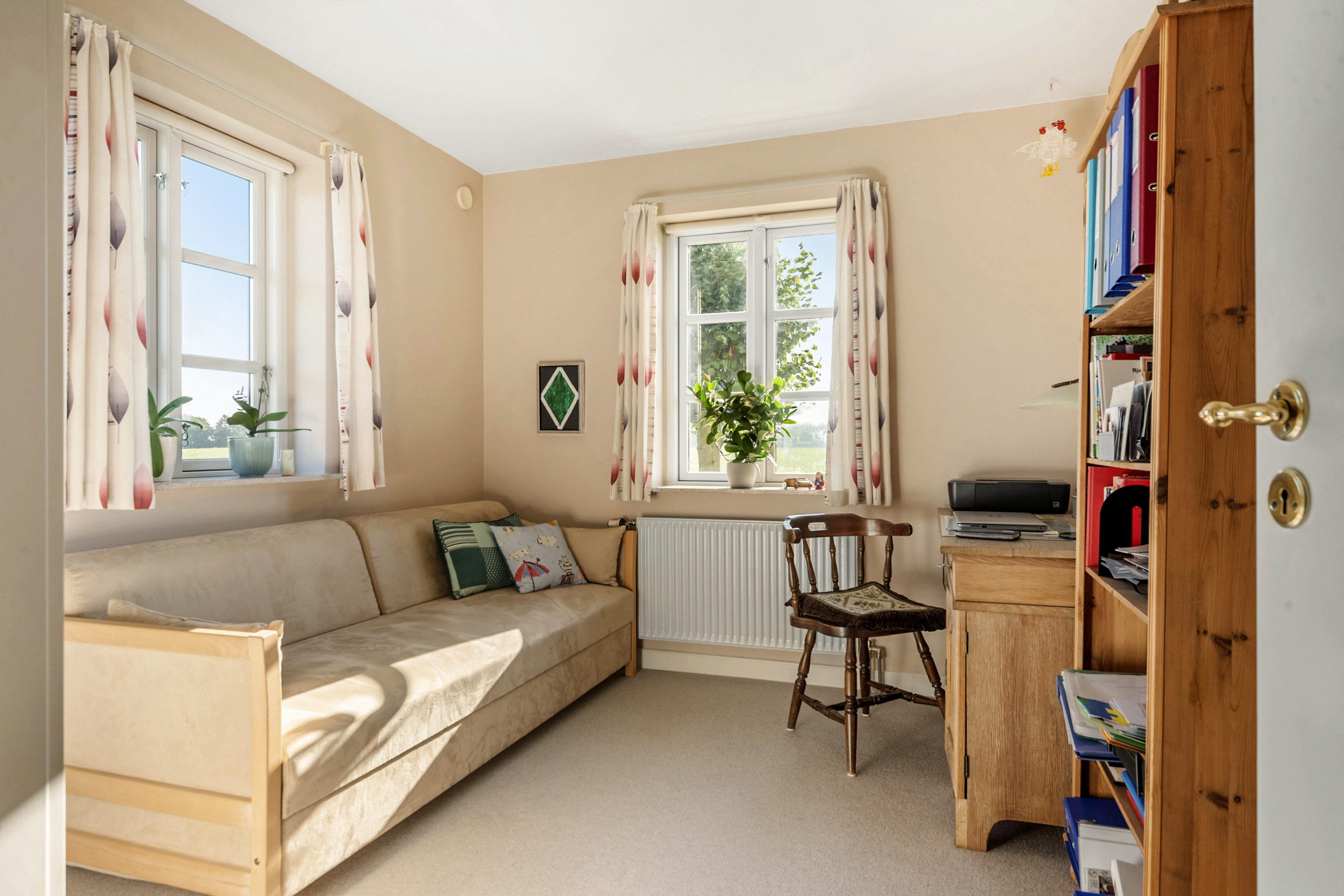 Fremhævet stue billede i fuldskærmstilstand. Billede af Søndermarksvej 62, Sejet, 8700 Horsens