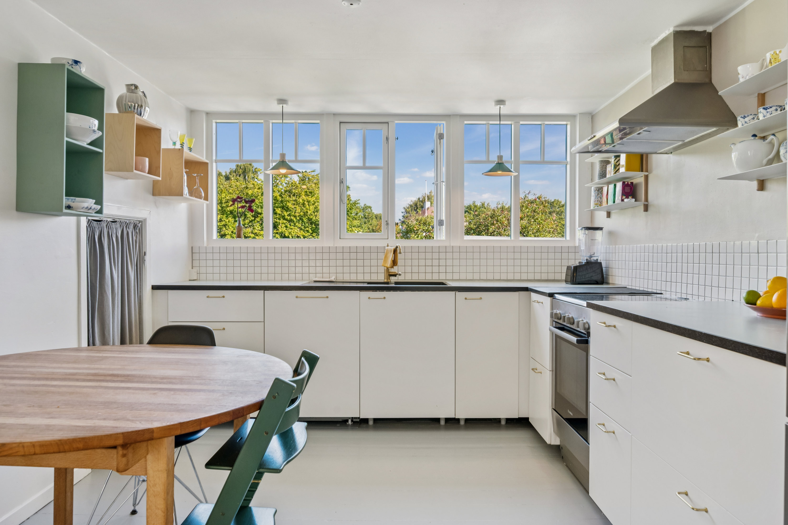 Fremhævet køkken billede i fuldskærmstilstand. Billede af Bækkelundsvej 5, 1., 8240 Risskov