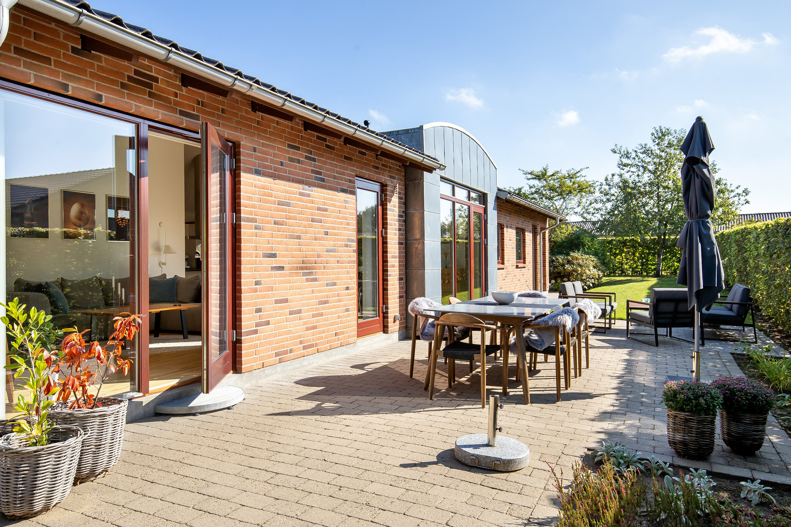 Fremhævet terrasse billede i fuldskærmstilstand. Billede af Grævlingevænget 1, Strandhuse, 6000 Kolding