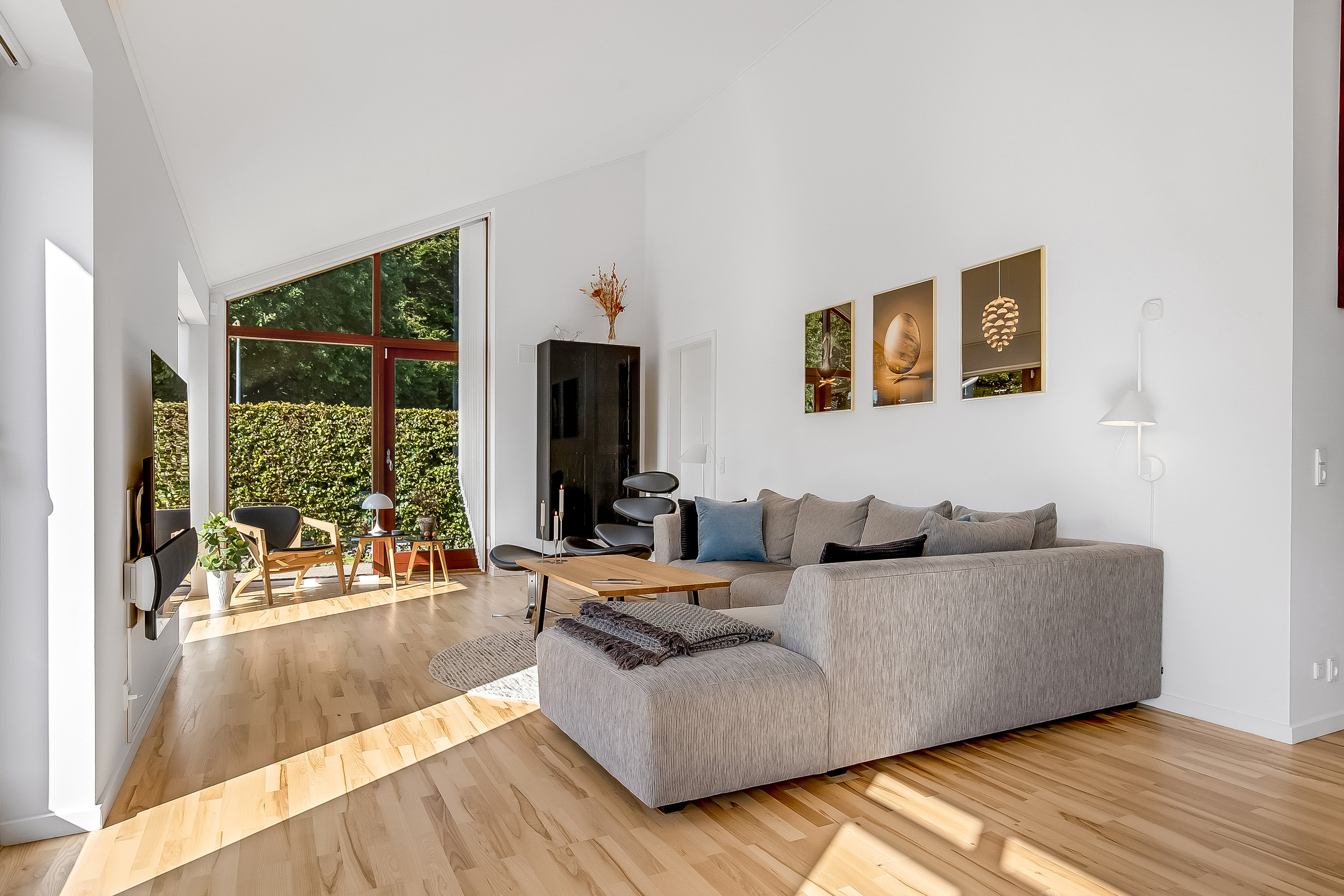 Fremhævet stue billede i fuldskærmstilstand. Billede af Grævlingevænget 1, Strandhuse, 6000 Kolding