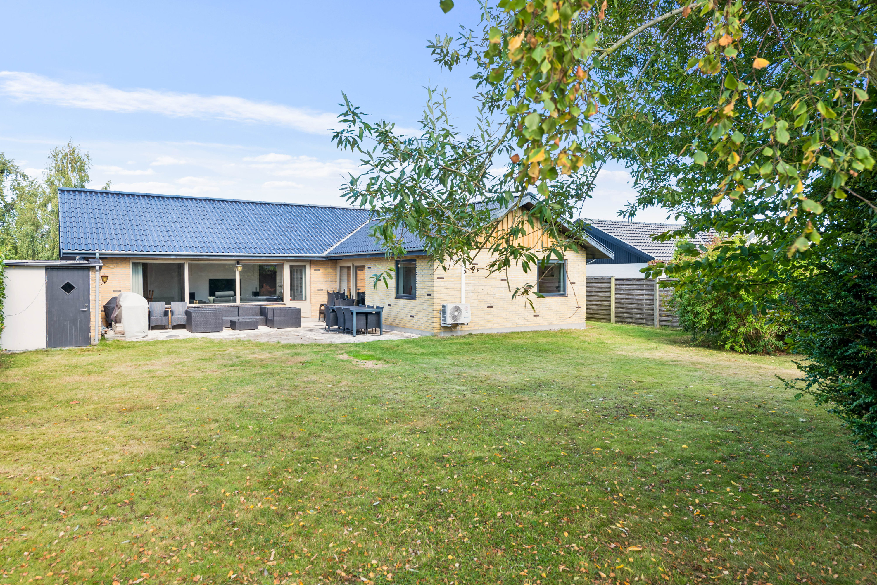 Fremhævet ejendom 1 billede i fuldskærmstilstand. Billede af Rørager 9, 2670 Greve