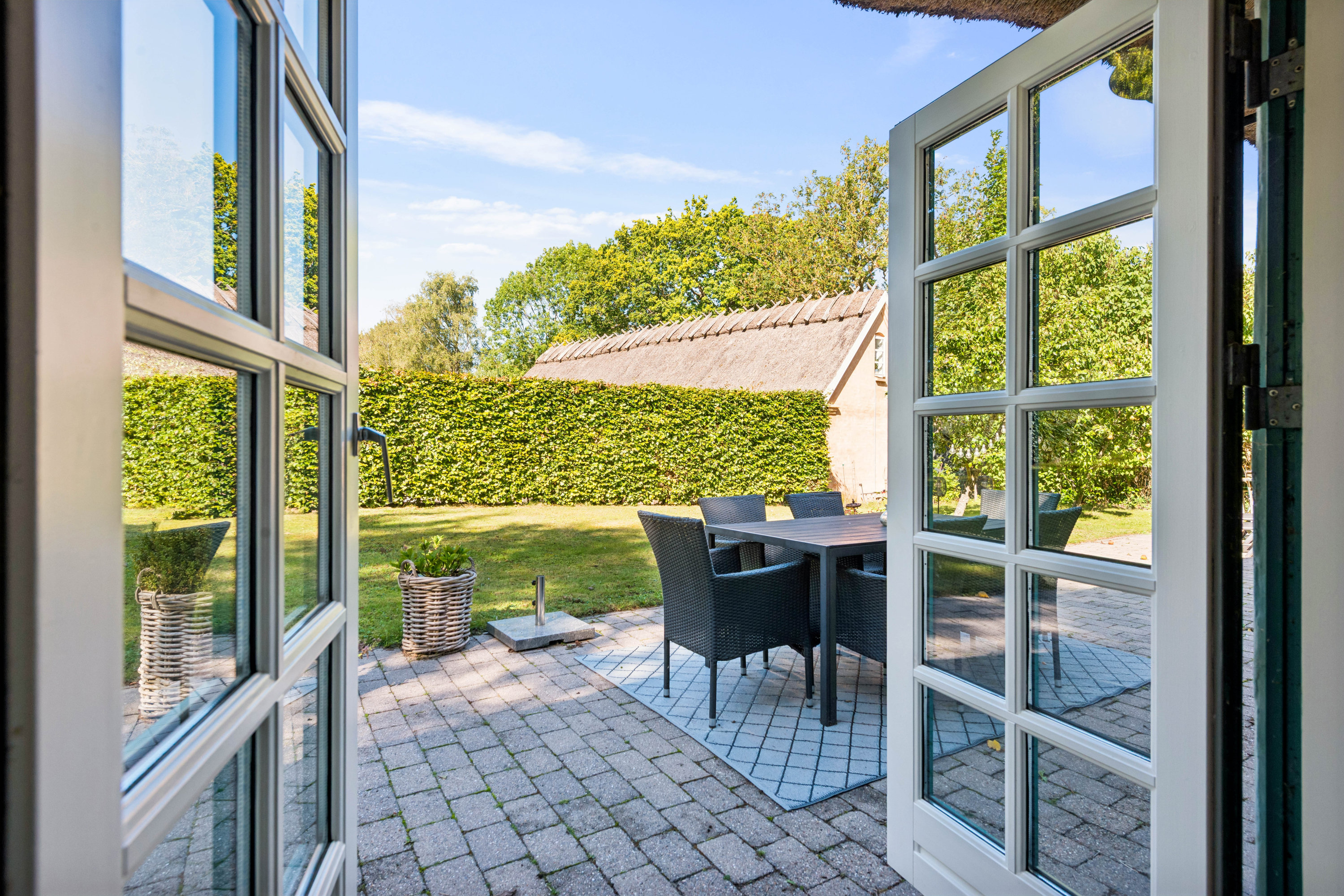 Fremhævet terrasse billede i fuldskærmstilstand. Billede af Lillegade 33, 2670 Greve