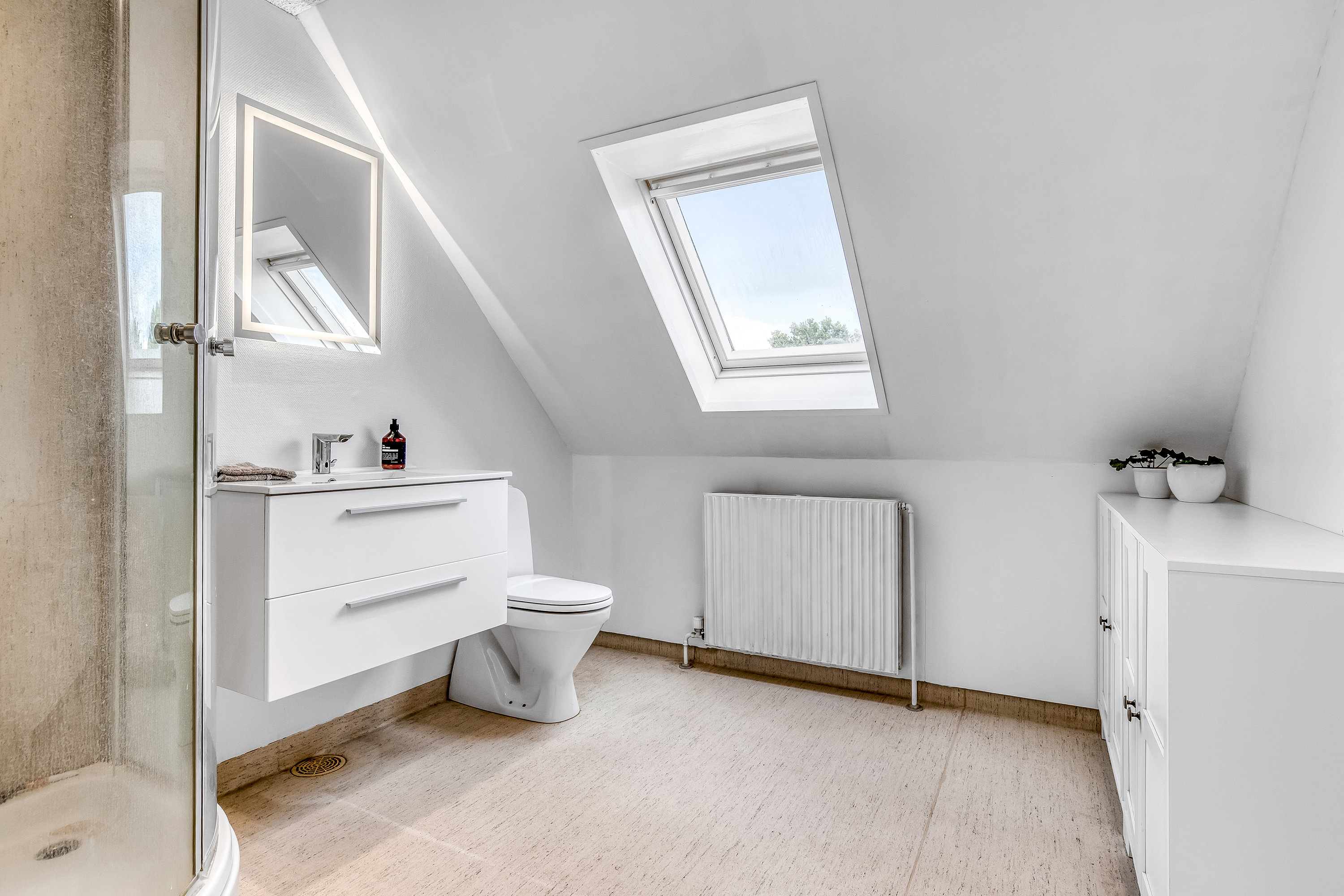 Fremhævet badeværelse billede i fuldskærmstilstand. Billede af Kingosvej 22, 7400 Herning