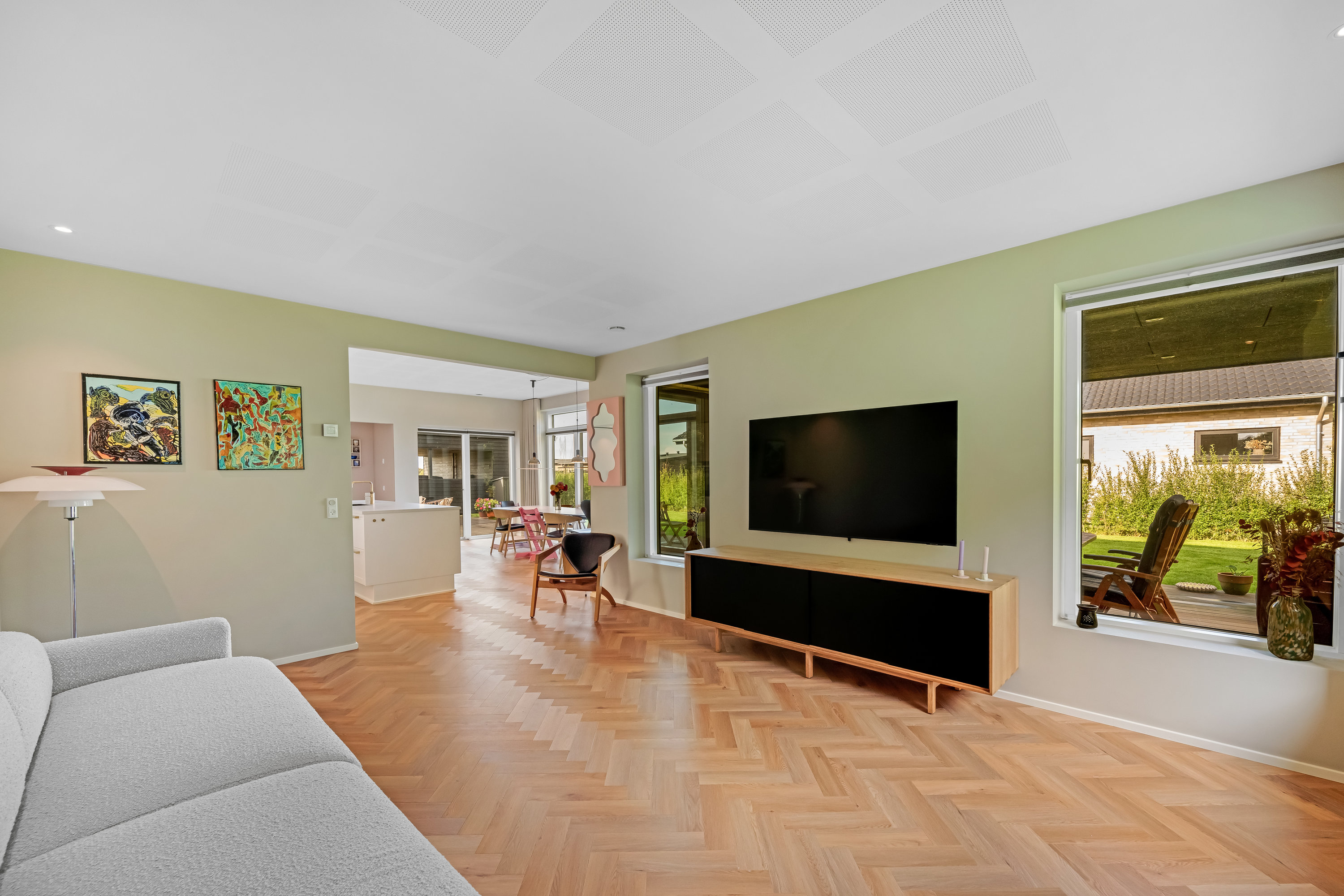 Fremhævet stue billede i fuldskærmstilstand. Billede af Oldager Allé 40, 6900 Skjern