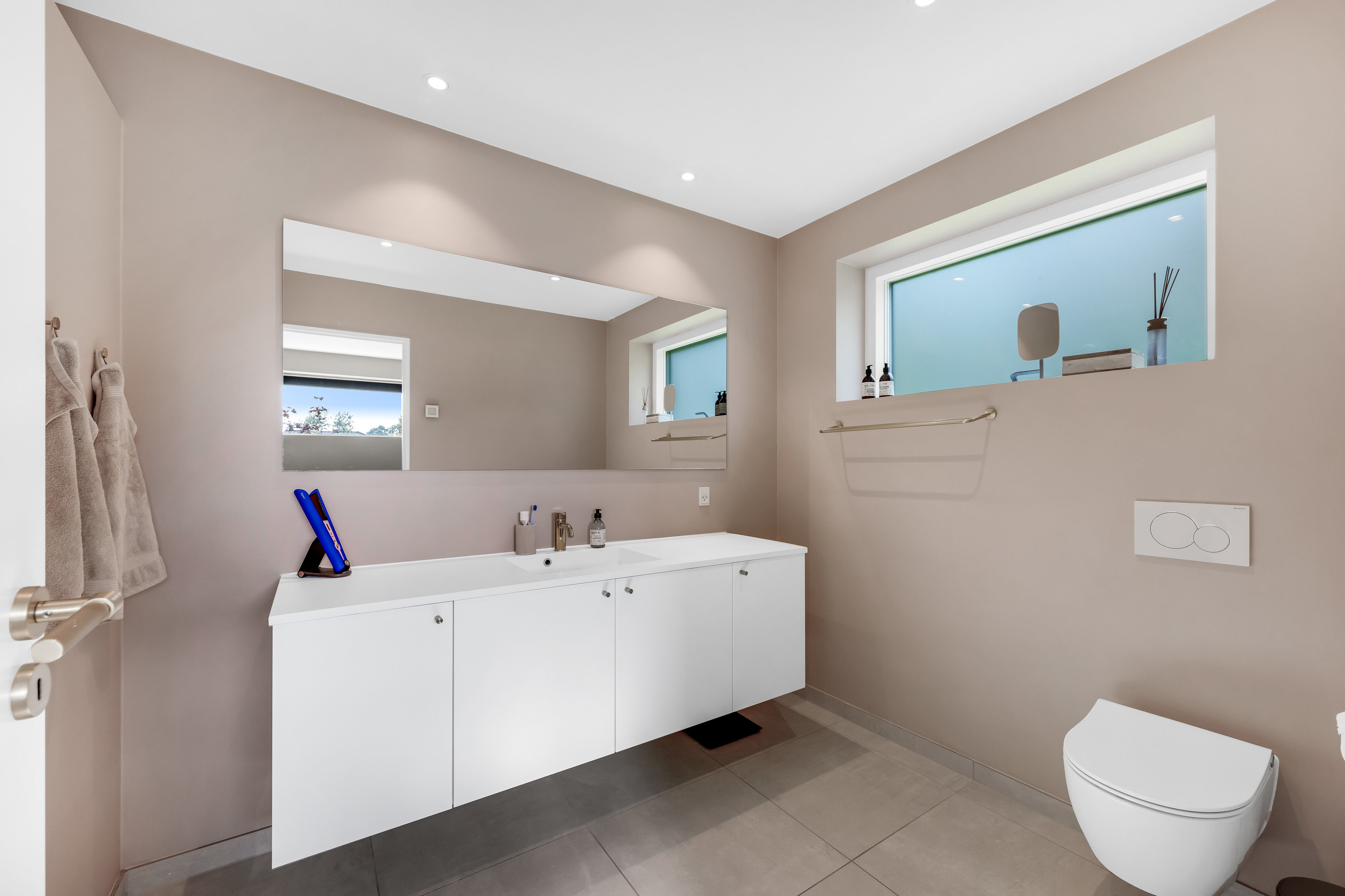 Fremhævet badeværelse billede i fuldskærmstilstand. Billede af Oldager Allé 40, 6900 Skjern