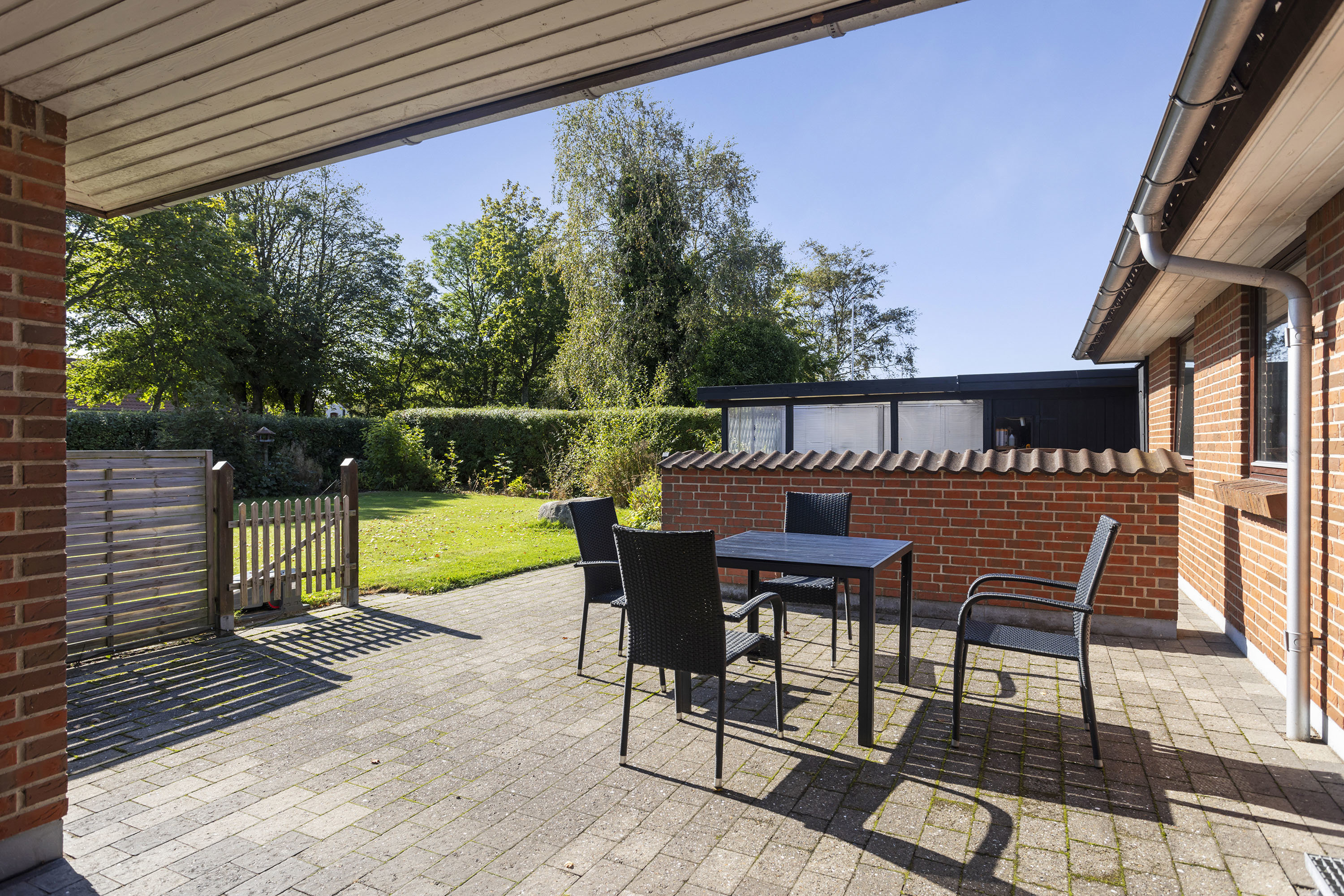 Fremhævet terrasse billede i fuldskærmstilstand. Billede af Damsgårdsvej 1, 9900 Frederikshavn