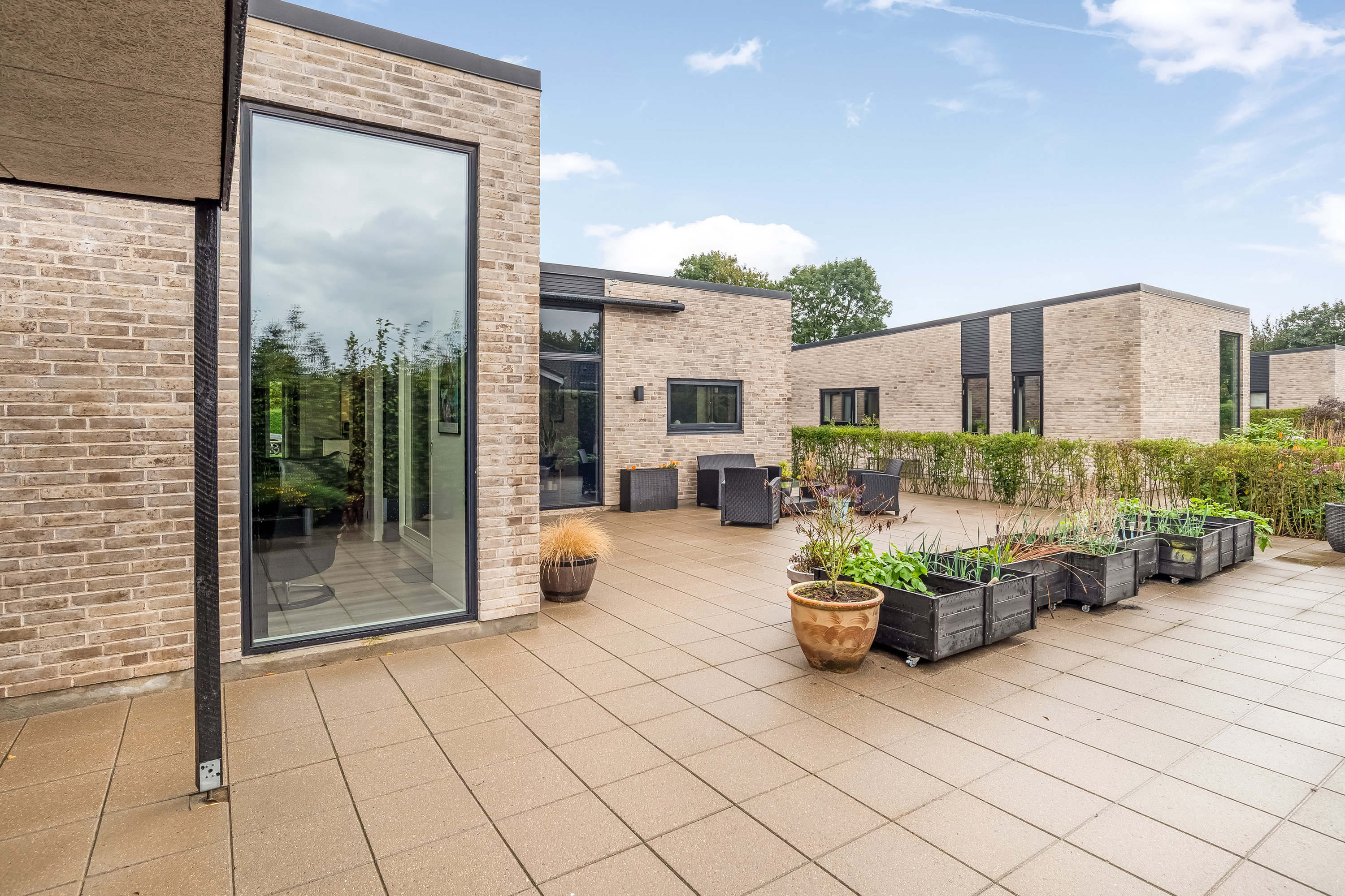 Fremhævet gårdhave billede i fuldskærmstilstand. Billede af Knud Aggers Vej 39B, 7500 Holstebro