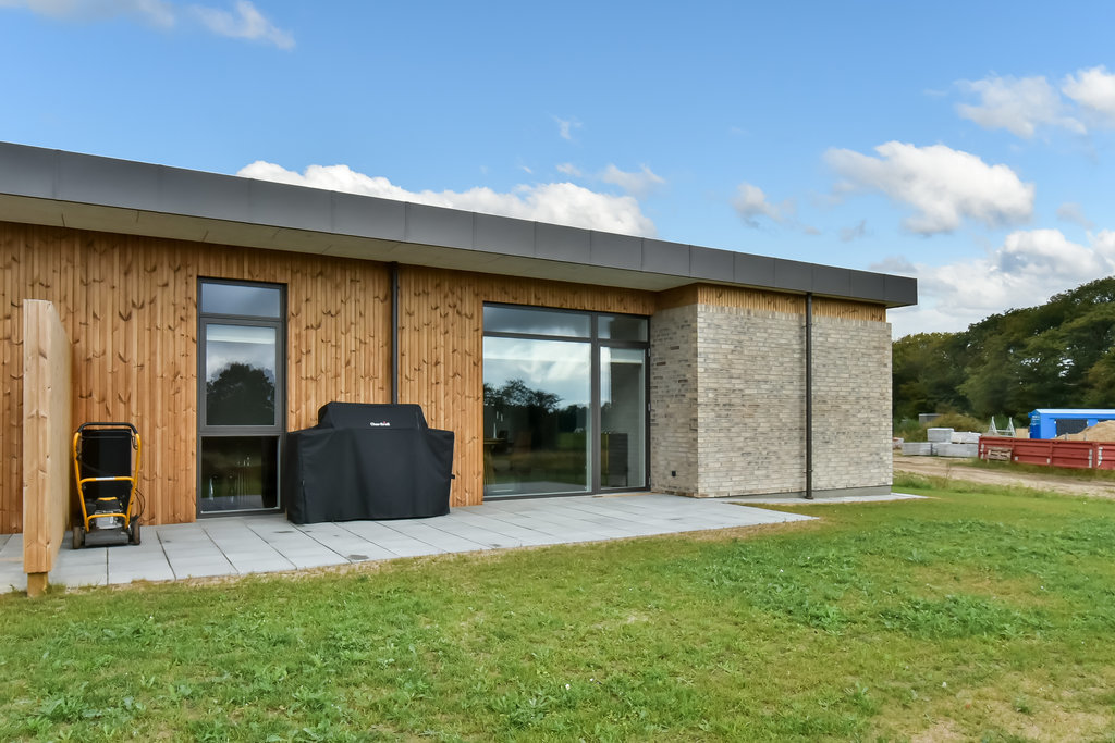 Fremhævet  billede i fuldskærmstilstand. Billede af Tavlund Allé 24, Lind, 7400 Herning