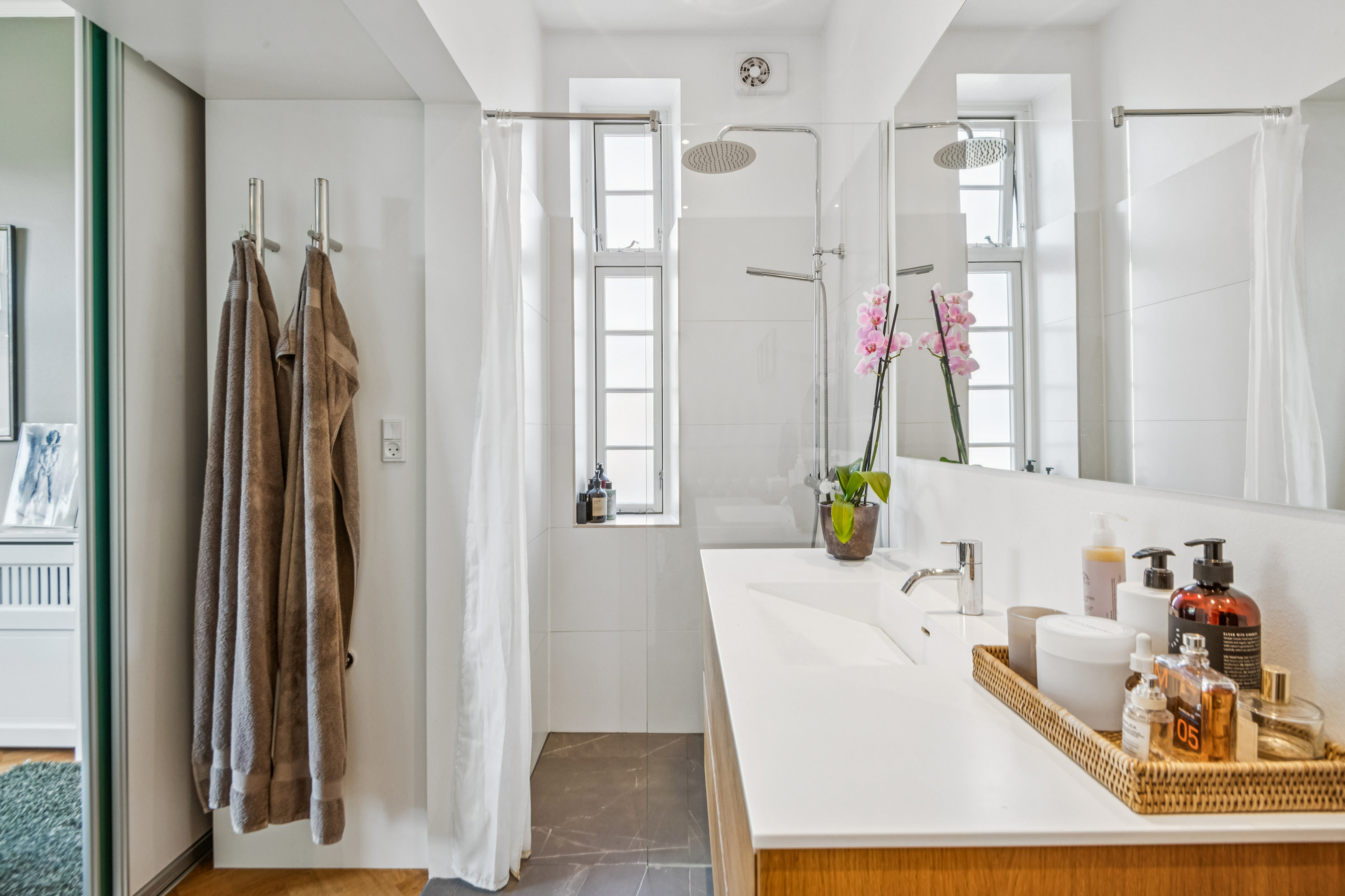 Fremhævet køkken billede i fuldskærmstilstand. Billede af Annebergvej 12, st.., 9000 Aalborg