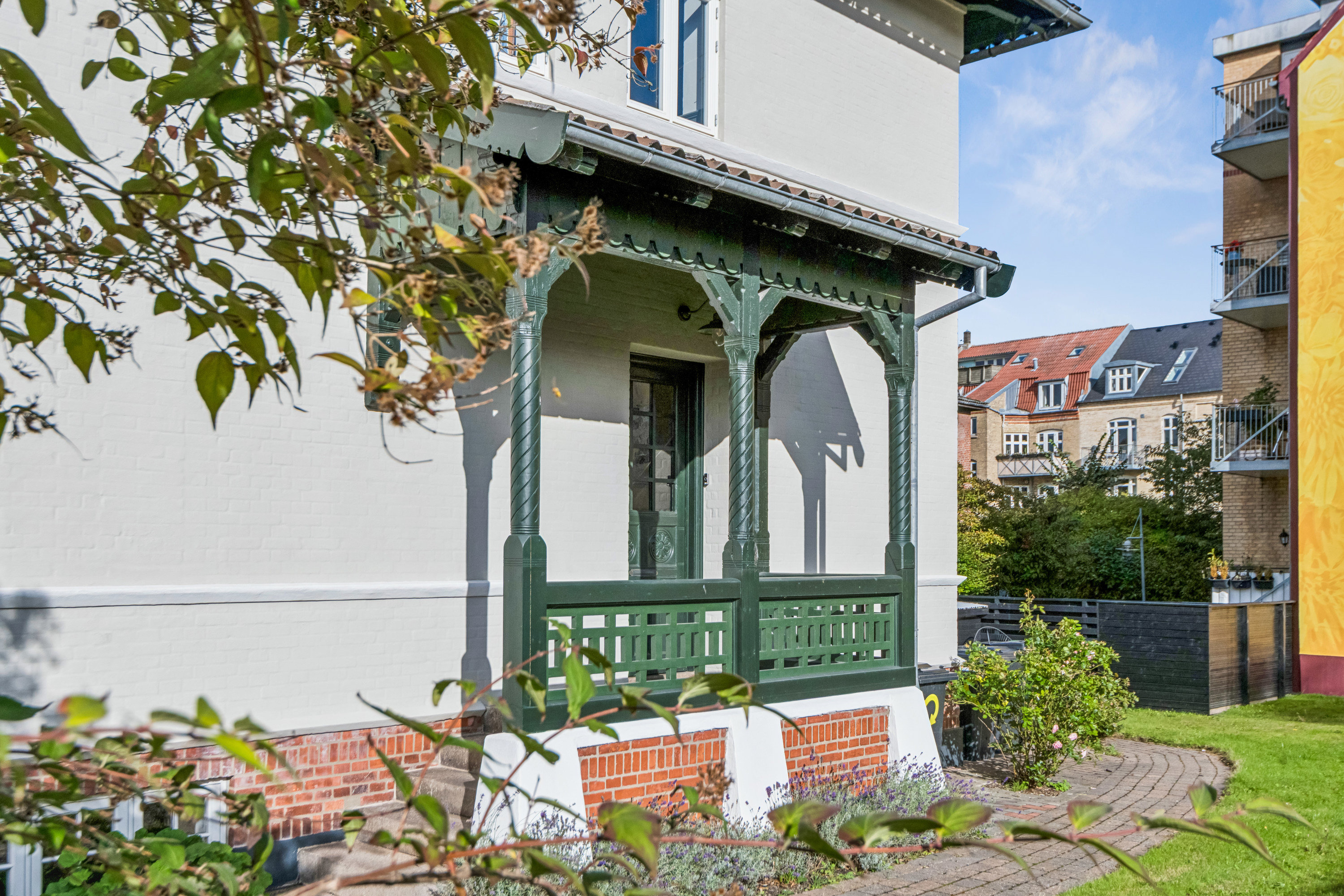 Fremhævet terrasse billede i fuldskærmstilstand. Billede af Annebergvej 12, st.., 9000 Aalborg