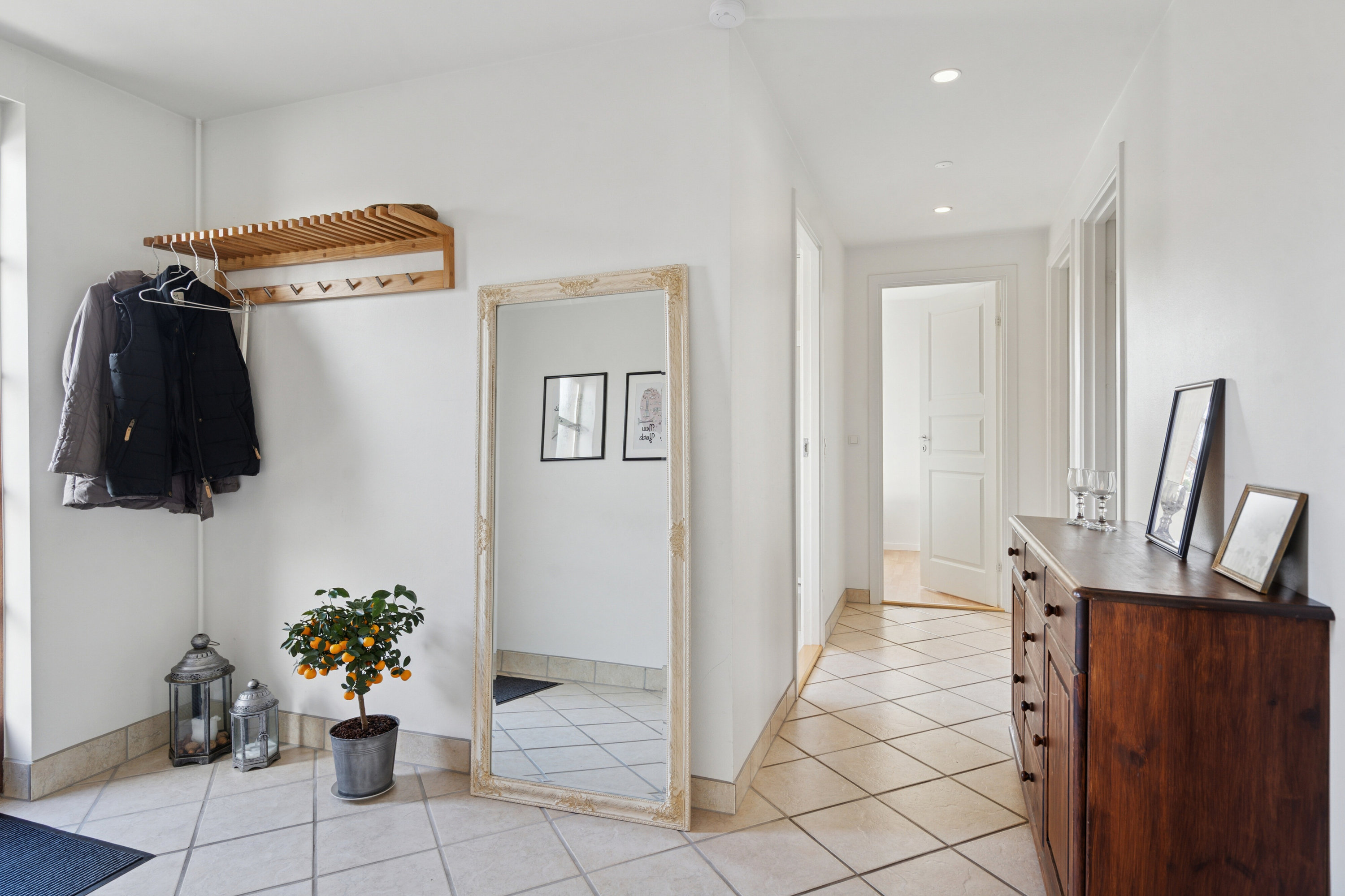 Fremhævet indendørs billede i fuldskærmstilstand. Billede af Lærkehaven 6, 5330 Munkebo