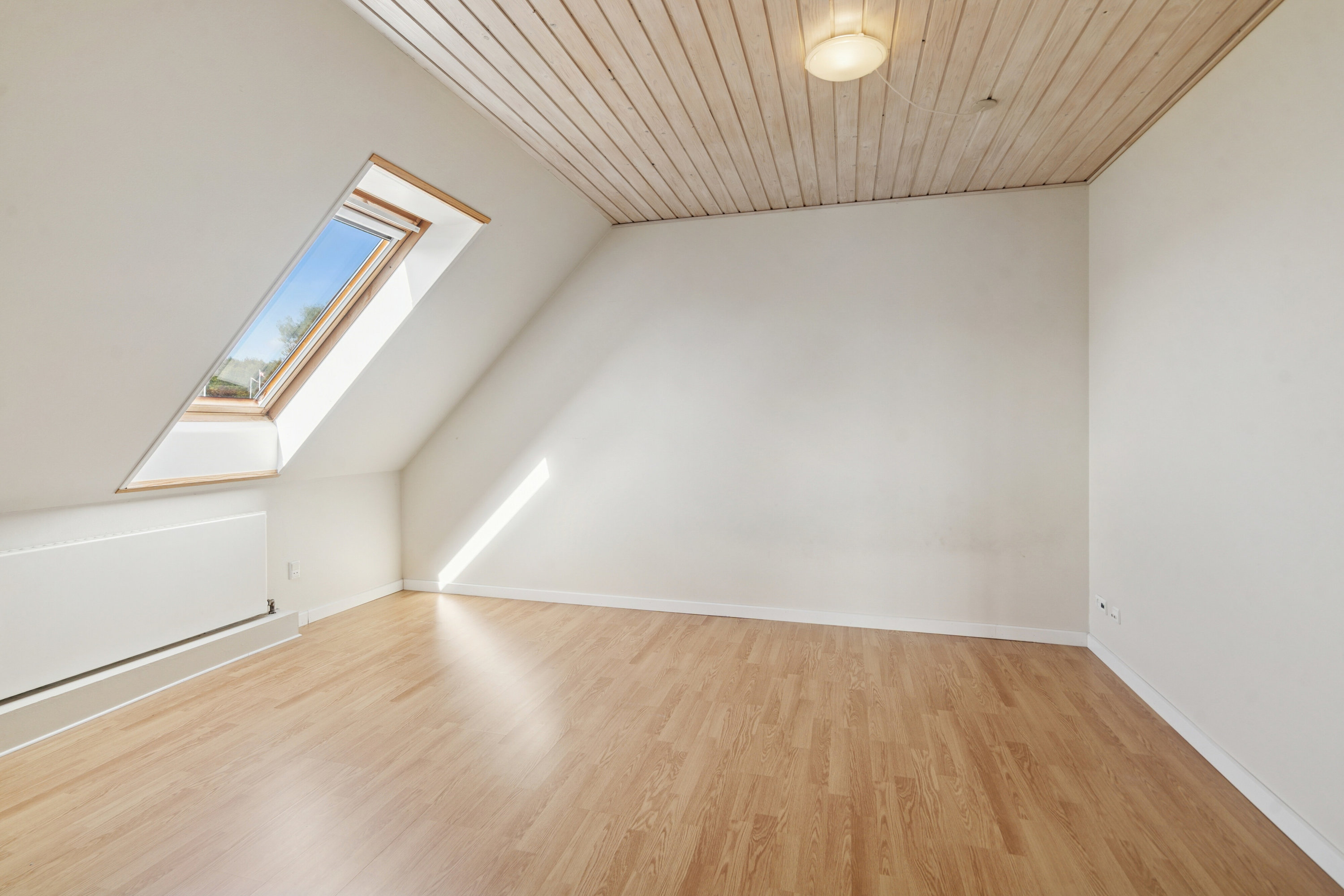 Fremhævet indendørs billede i fuldskærmstilstand. Billede af Lærkehaven 6, 5330 Munkebo