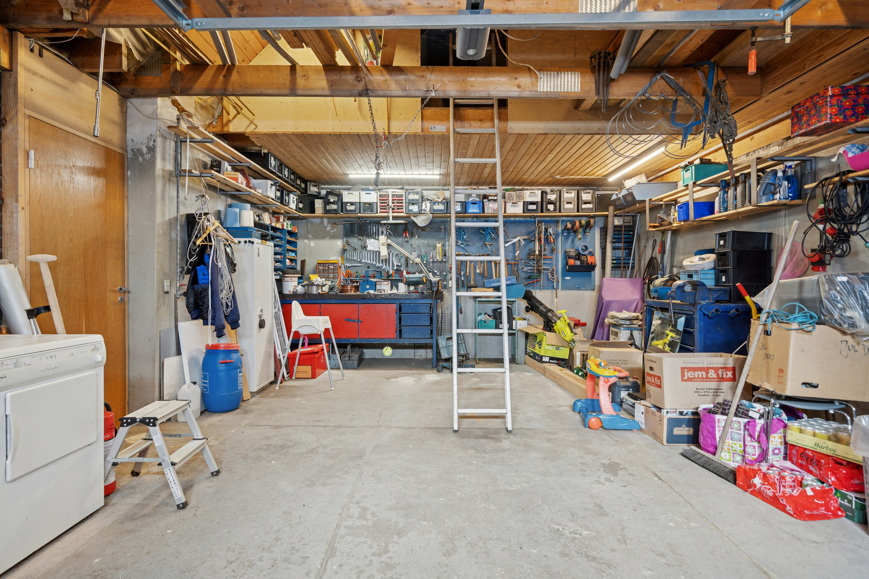 Fremhævet lager billede i fuldskærmstilstand. Billede af Lærkehaven 6, 5330 Munkebo