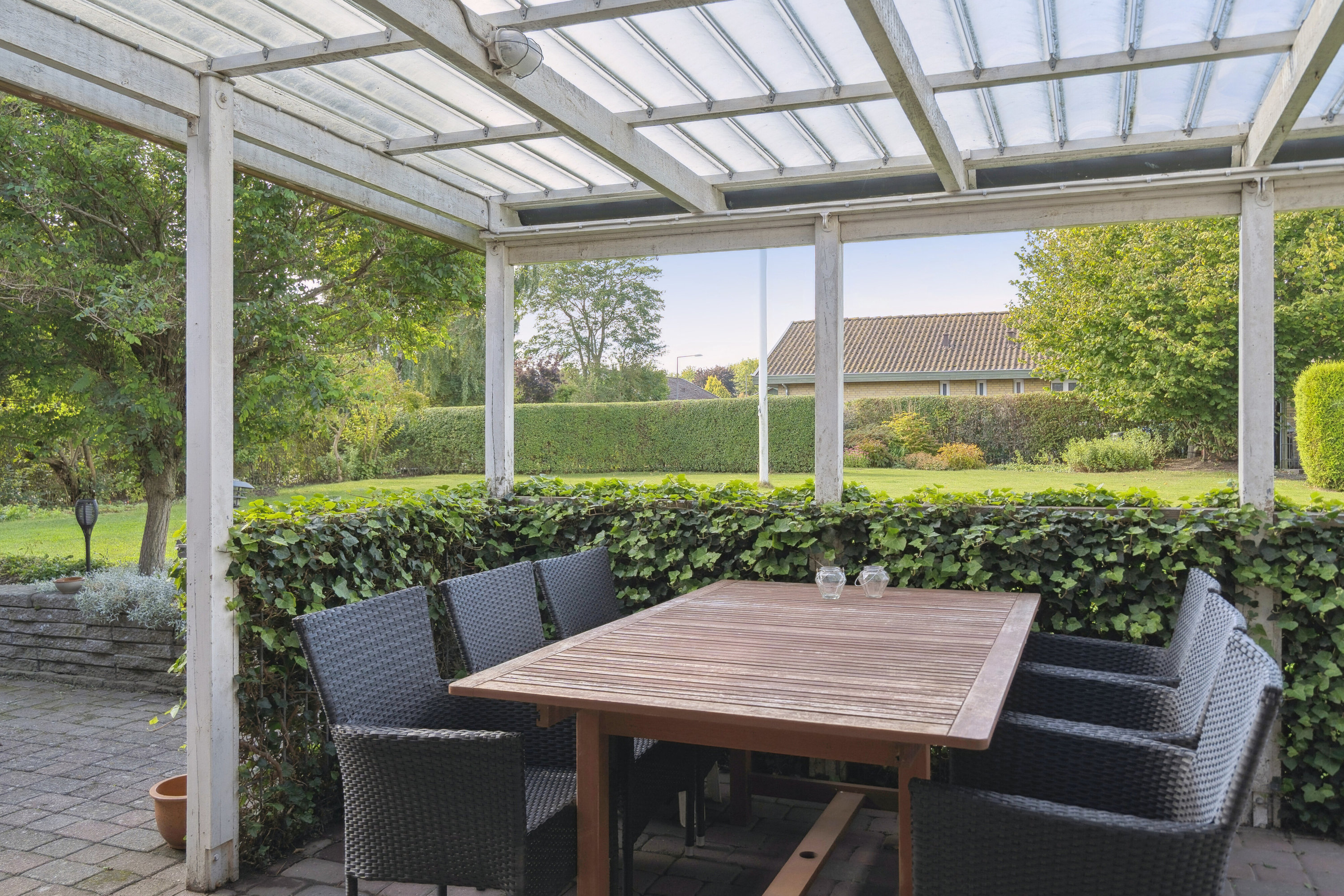 Fremhævet overdækket terrasse billede i fuldskærmstilstand. Billede af Lærkehaven 6, 5330 Munkebo