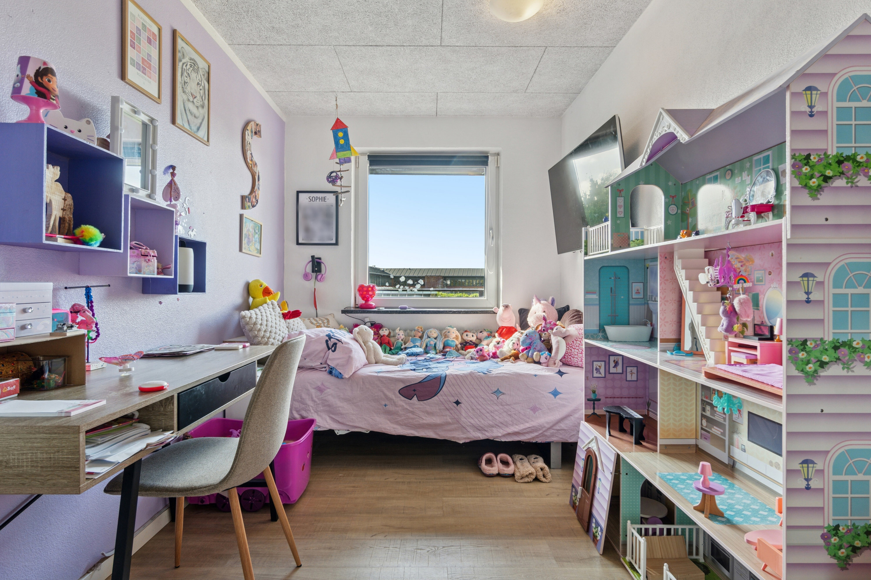 Fremhævet børneværelse billede i fuldskærmstilstand. Billede af Tranevej 10, 7700 Thisted