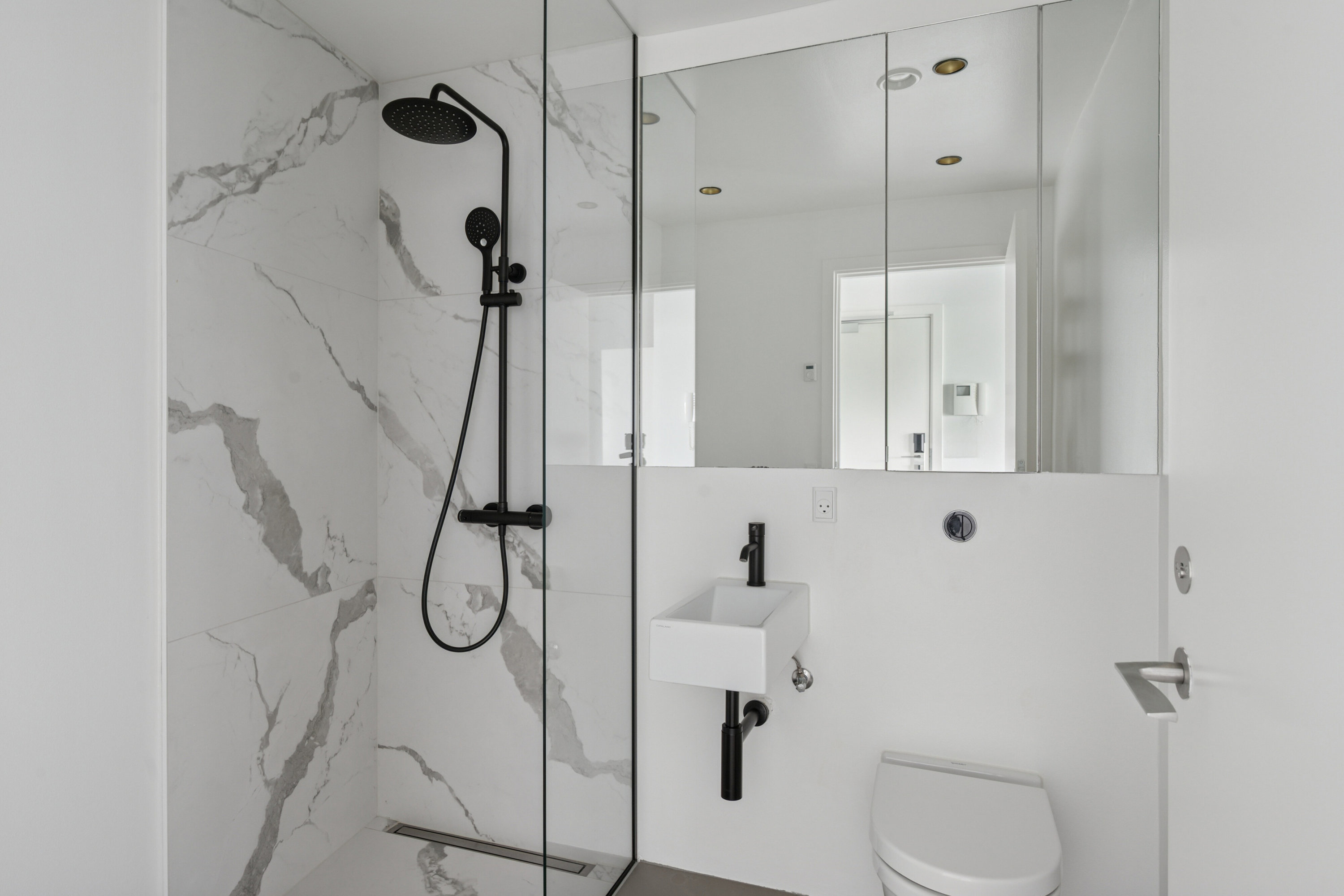 Fremhævet badeværelse billede i fuldskærmstilstand. Billede af Islands Brygge 79A, 6. tv., 2300 København S