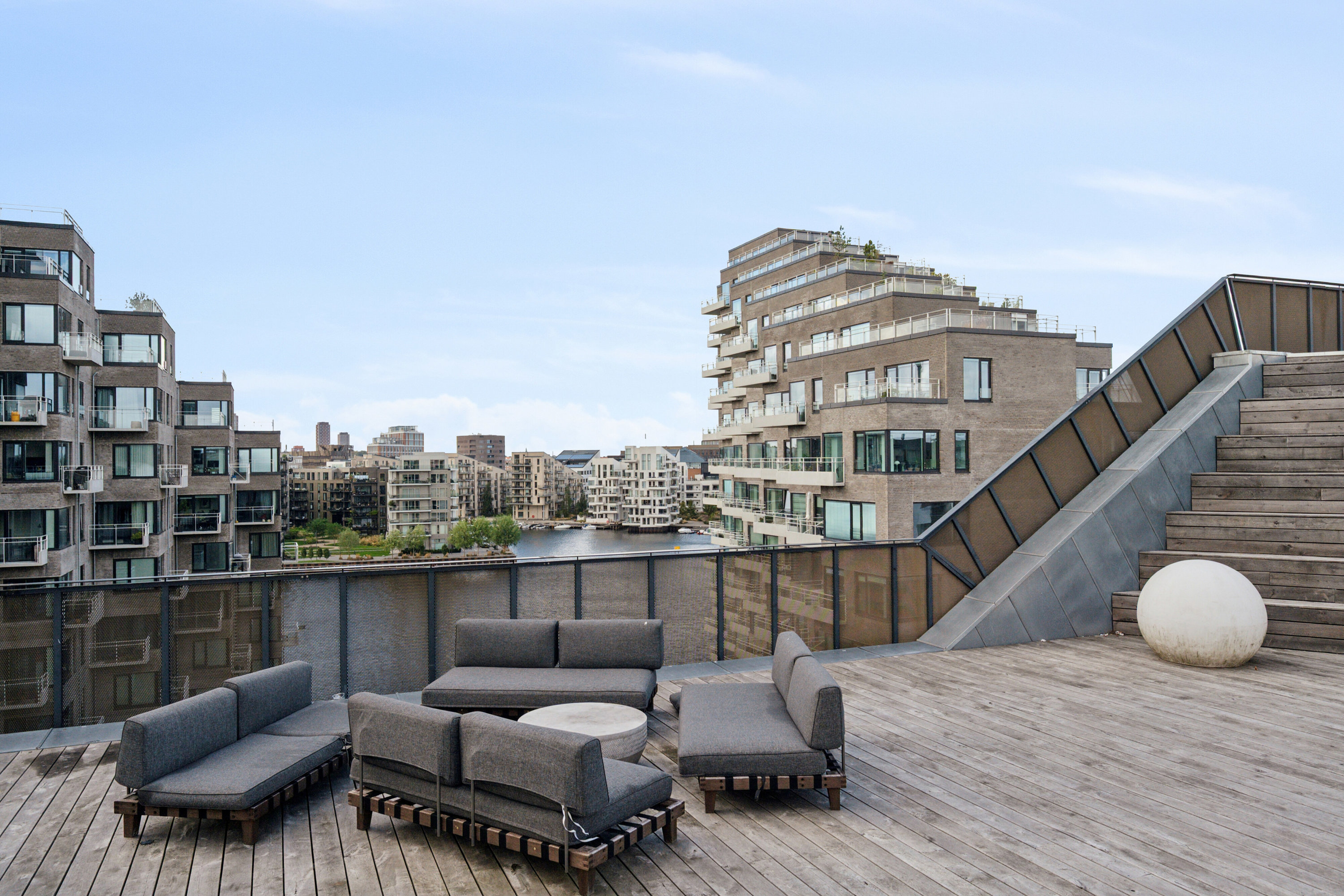 Fremhævet terrasse billede i fuldskærmstilstand. Billede af Islands Brygge 79A, 6. tv., 2300 København S