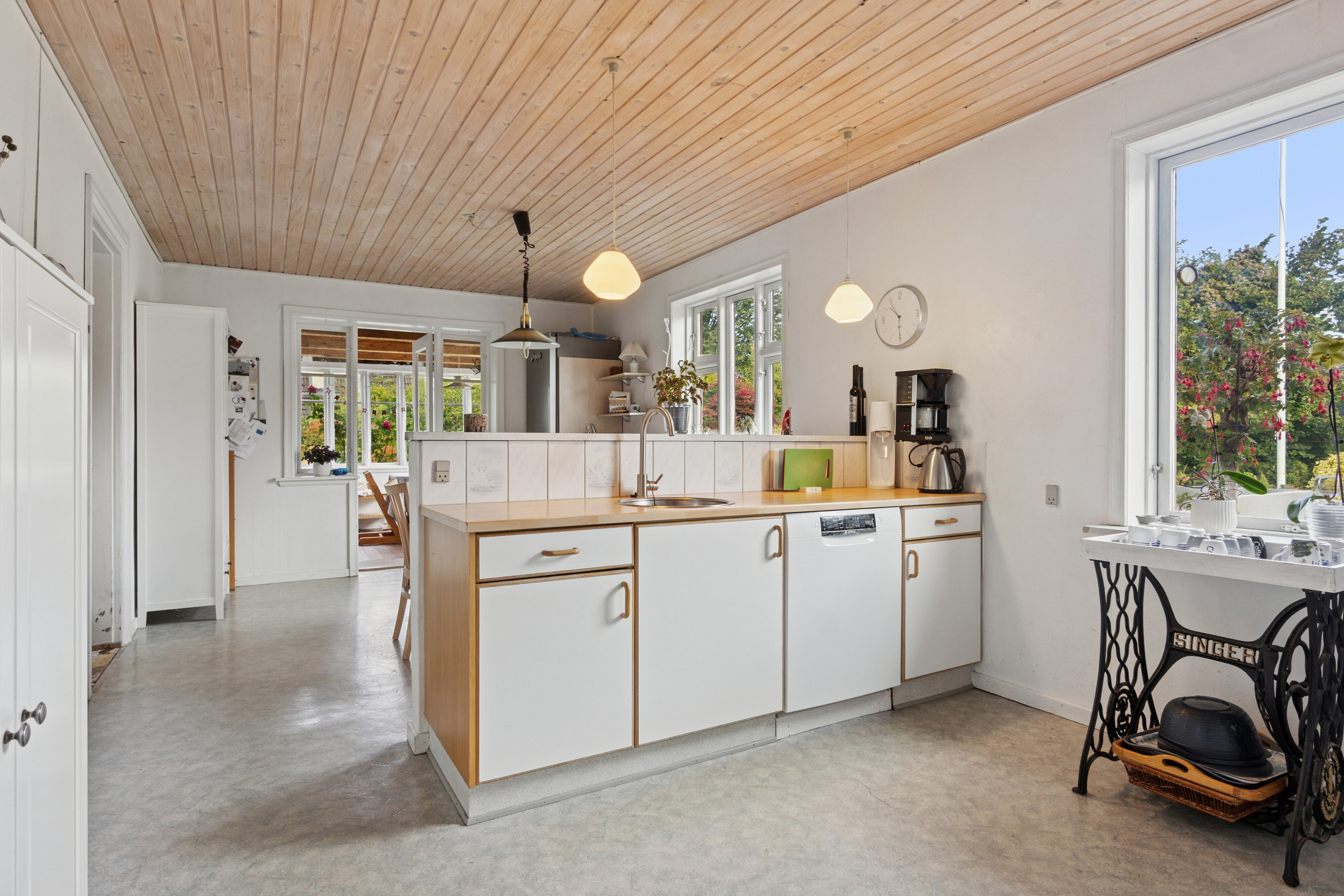 Fremhævet køkken billede i fuldskærmstilstand. Billede af Storkevej 8, 7741 Frøstrup