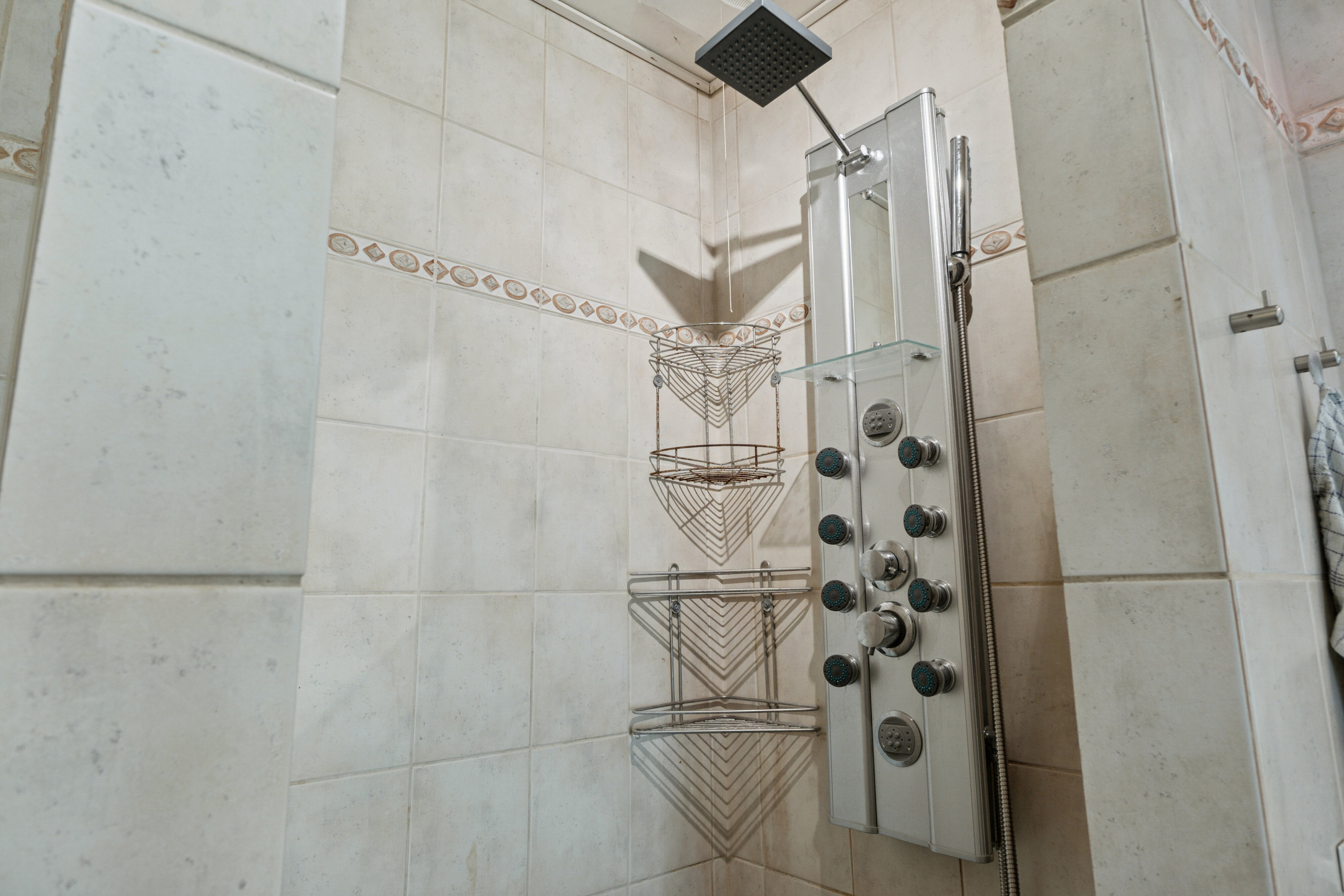 Fremhævet badeværelse billede i fuldskærmstilstand. Billede af Klarskovvej 75, 4760 Vordingborg