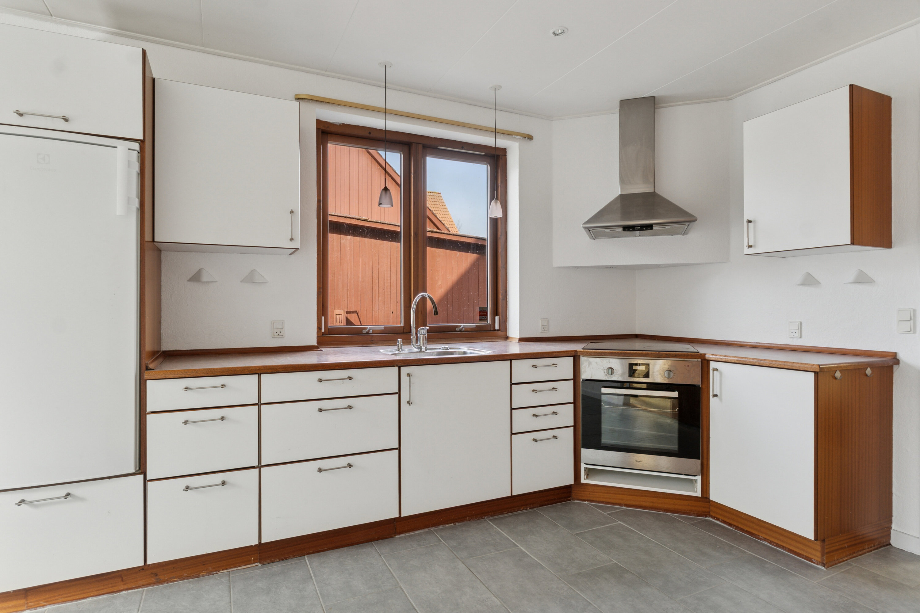 Fremhævet køkken billede i fuldskærmstilstand. Billede af Klarskovvej 75, 4760 Vordingborg