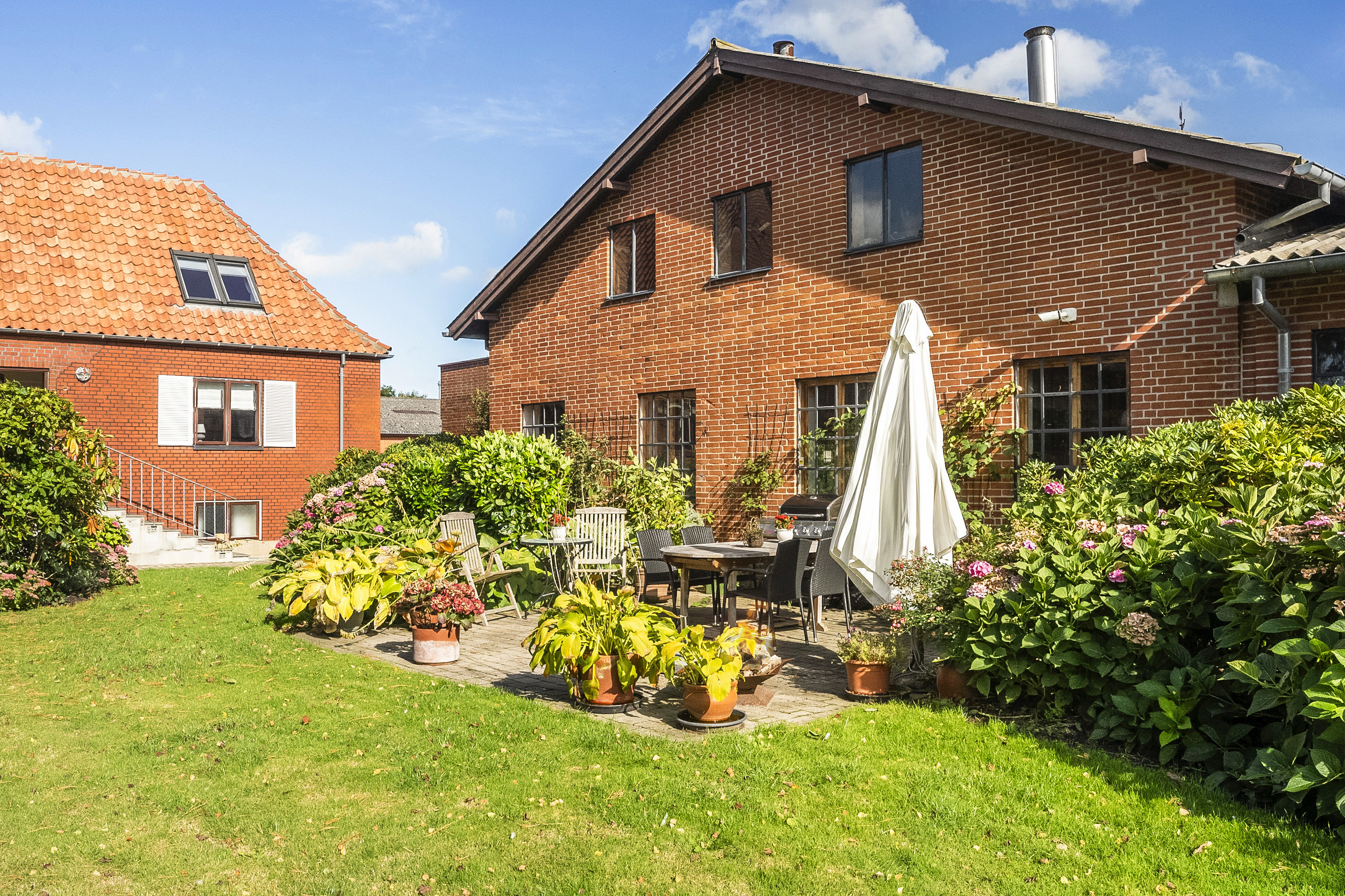 Fremhævet ejendommen billede i fuldskærmstilstand. Billede af Barrit Langgade 102, 7150 Barrit