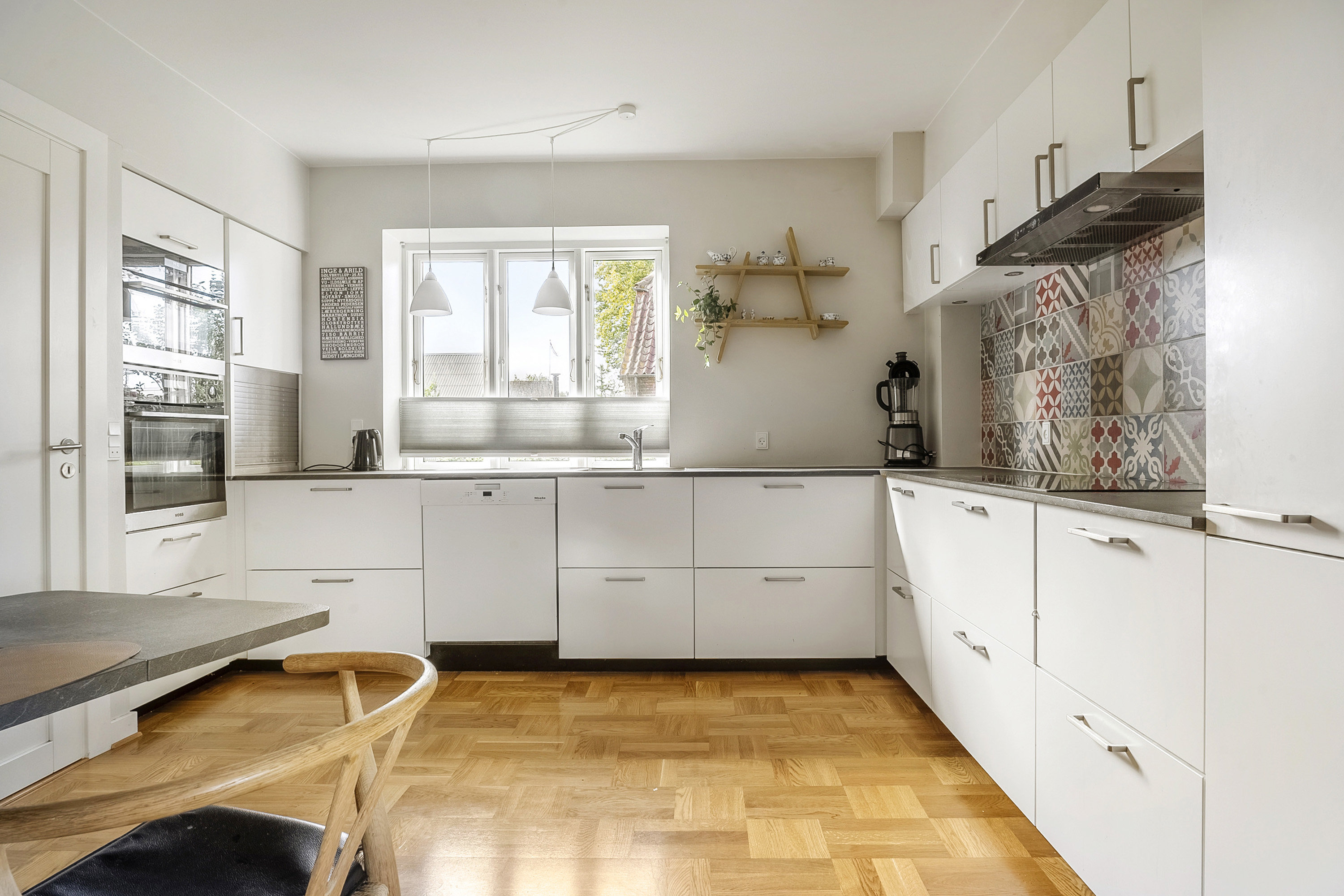 Fremhævet køkken billede i fuldskærmstilstand. Billede af Barrit Langgade 102, 7150 Barrit