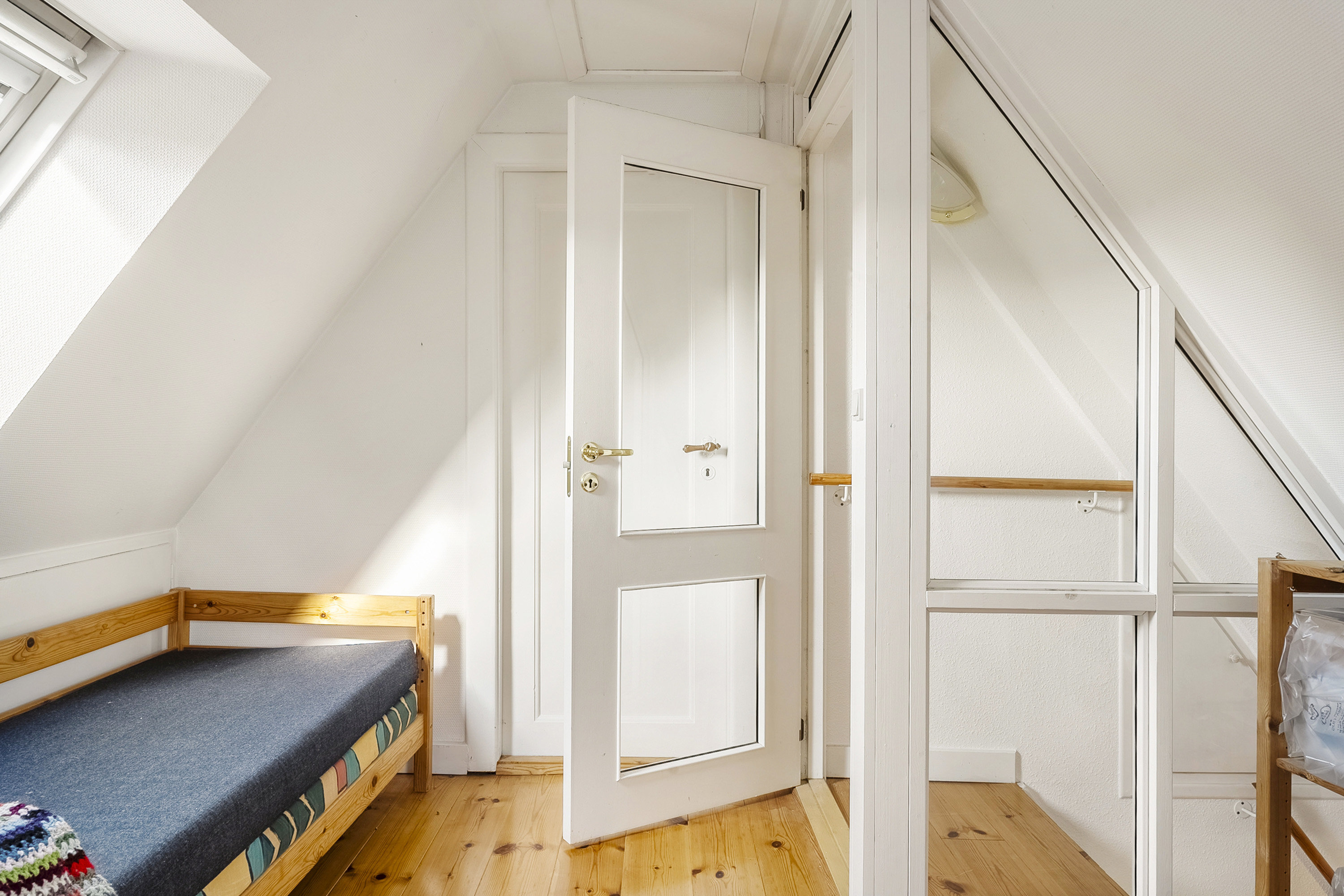 Fremhævet soveværelse billede i fuldskærmstilstand. Billede af Barrit Langgade 102, 7150 Barrit