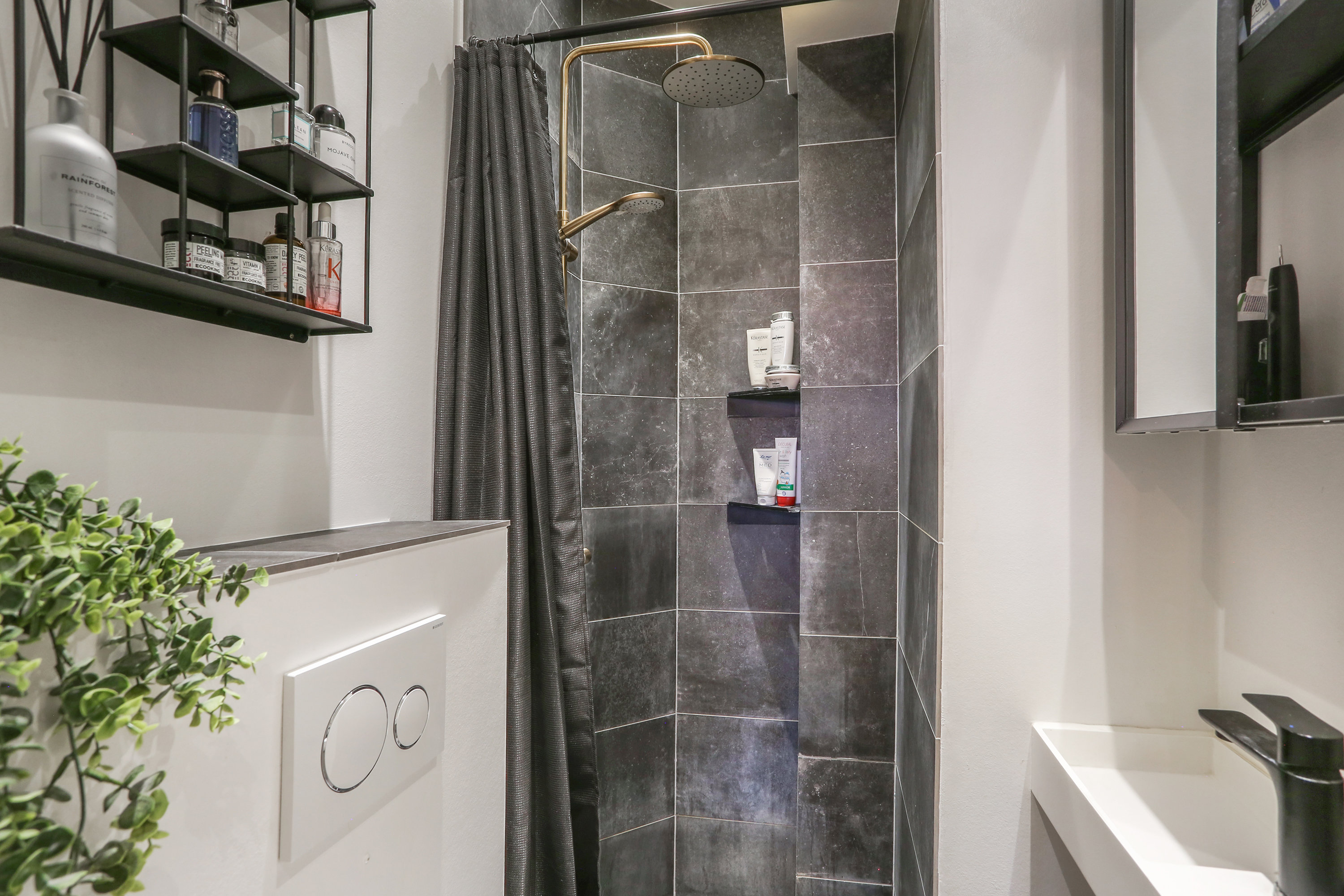 Fremhævet  billede i fuldskærmstilstand. Billede af Amagerbrogade 125, 1. th., 2300 København S