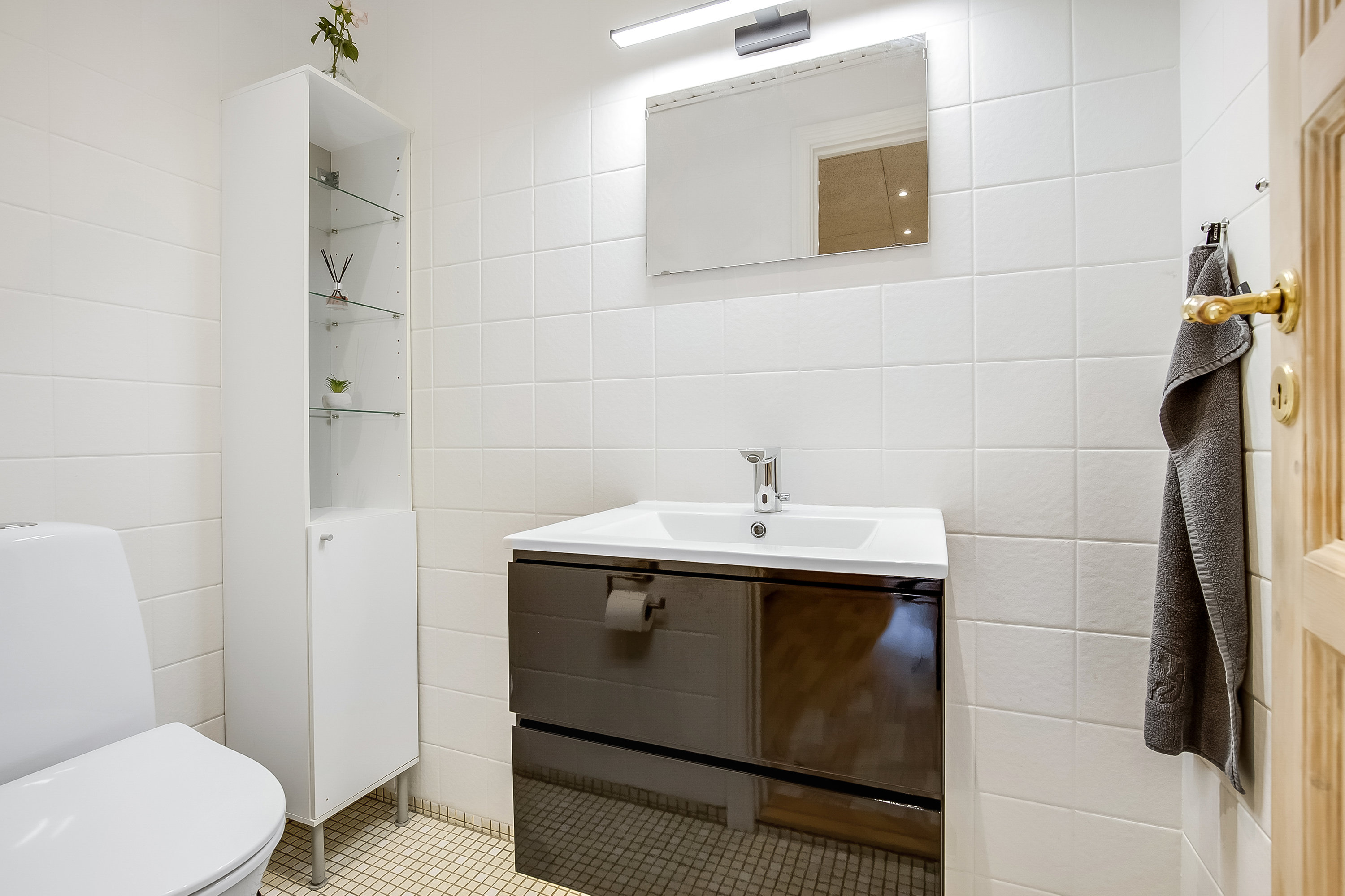 Fremhævet gæstetoilet billede i fuldskærmstilstand. Billede af Højvang Nord 7, 6580 Vamdrup