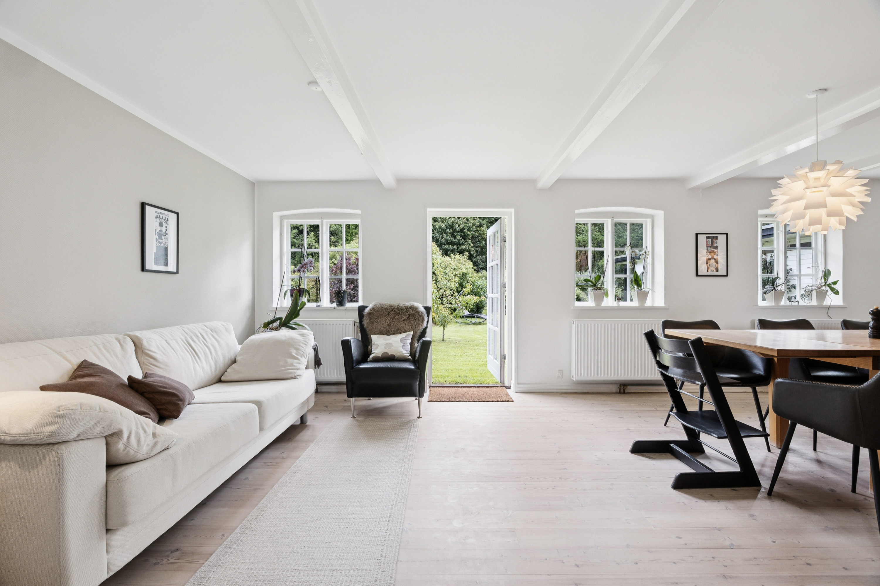 Fremhævet stue billede i fuldskærmstilstand. Billede af Nebsmøllevej 68C, Ortved, 4100 Ringsted