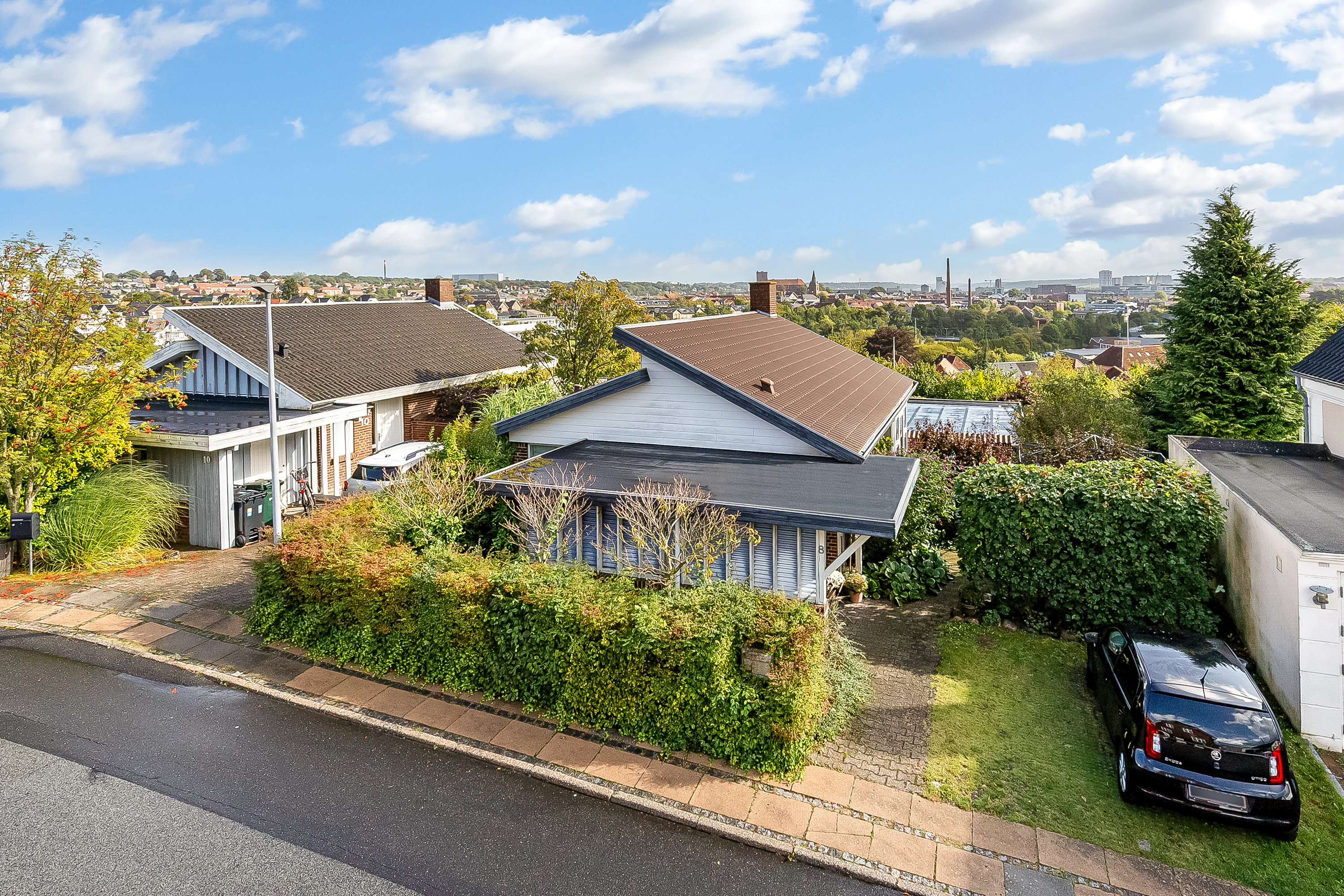 Miniaturebillede 1: mastefoto. Billede af Poul Møllers Vej 8, 6000 Kolding