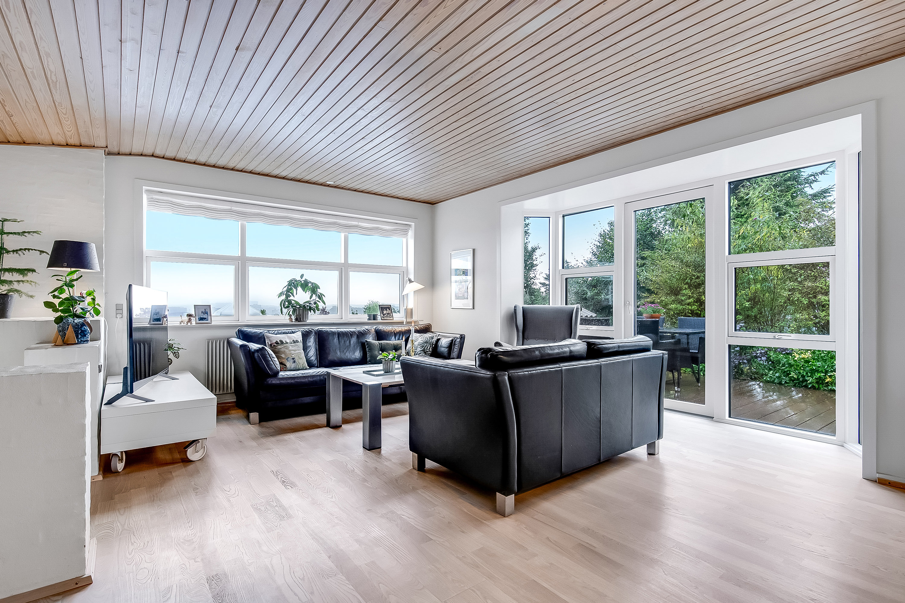 Fremhævet stue billede i fuldskærmstilstand. Billede af Poul Møllers Vej 8, 6000 Kolding