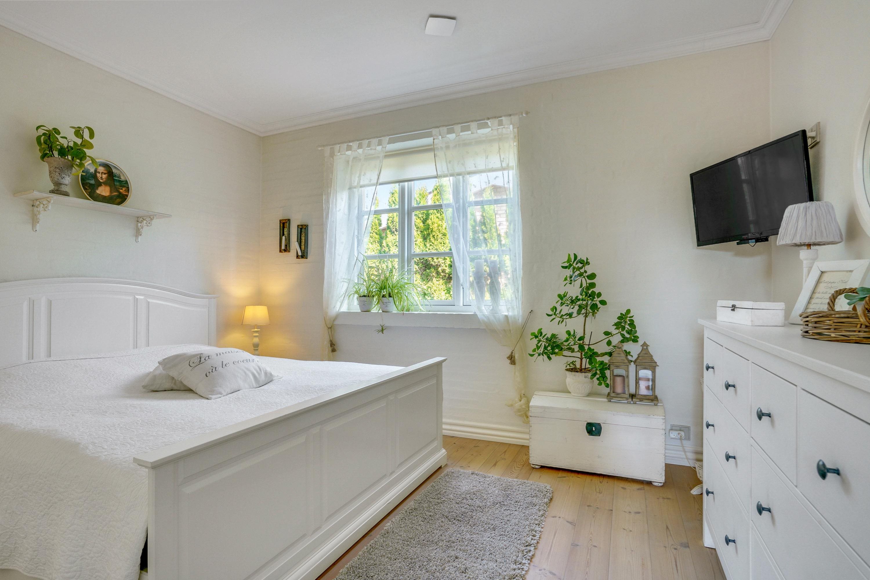 Fremhævet soveværelse billede i fuldskærmstilstand. Billede af Grønningen 4, 9600 Aars