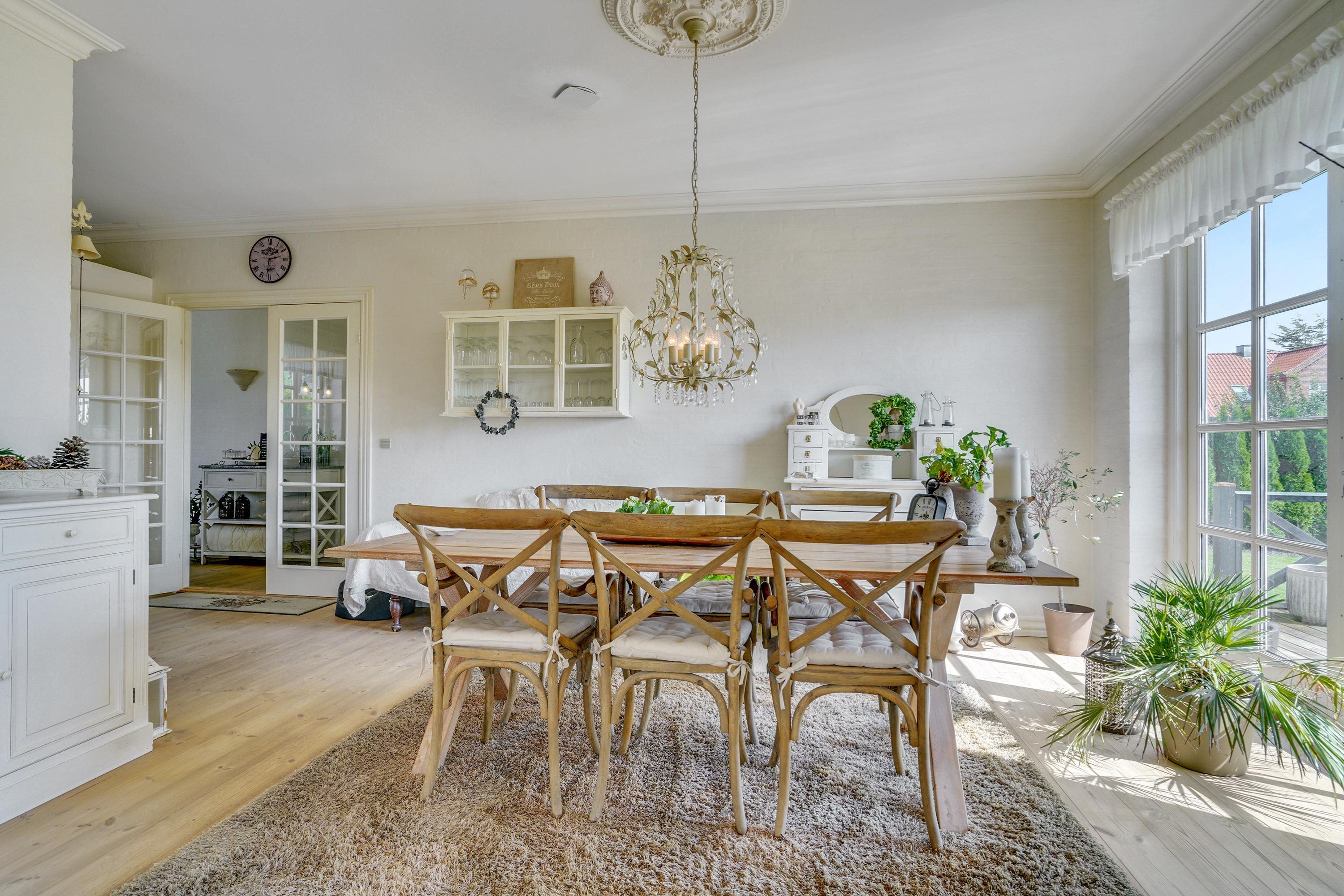 Fremhævet alrum billede i fuldskærmstilstand. Billede af Grønningen 4, 9600 Aars