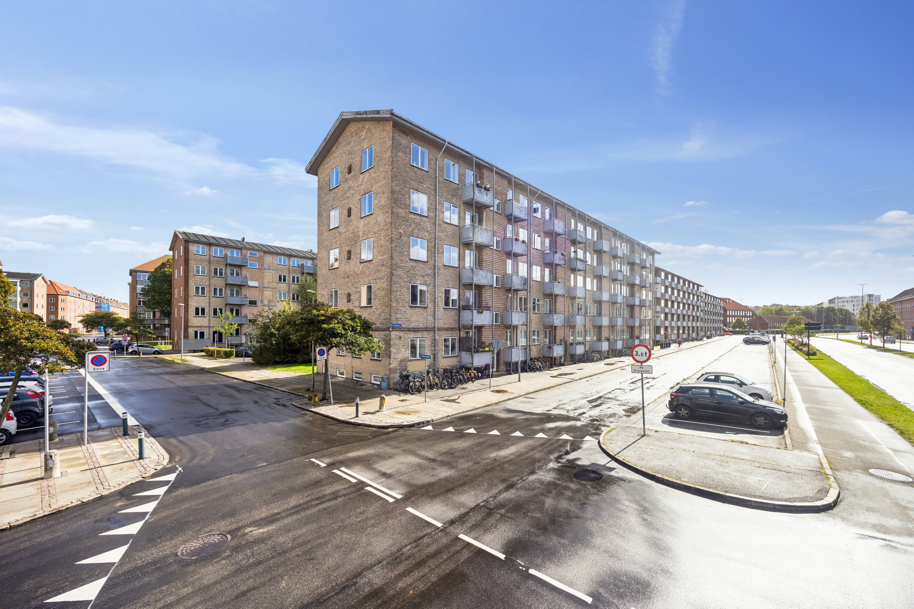 Fremhævet ejendom 1 billede i fuldskærmstilstand. Billede af Sønderbro 15, 3. tv., 9000 Aalborg