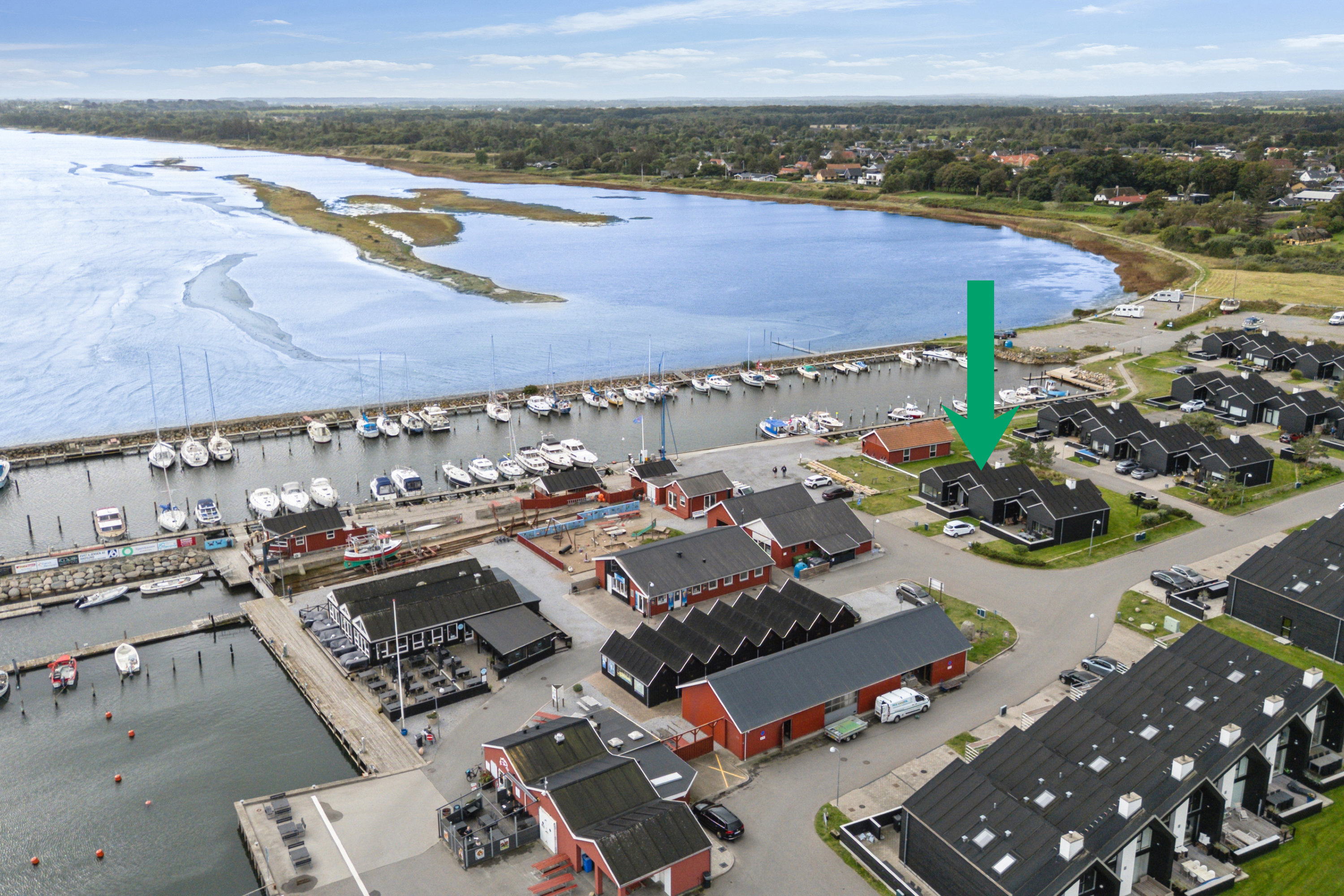 Fremhævet luftfoto billede i fuldskærmstilstand. Billede af Havnen 32, Øster Hurup, 9560 Hadsund