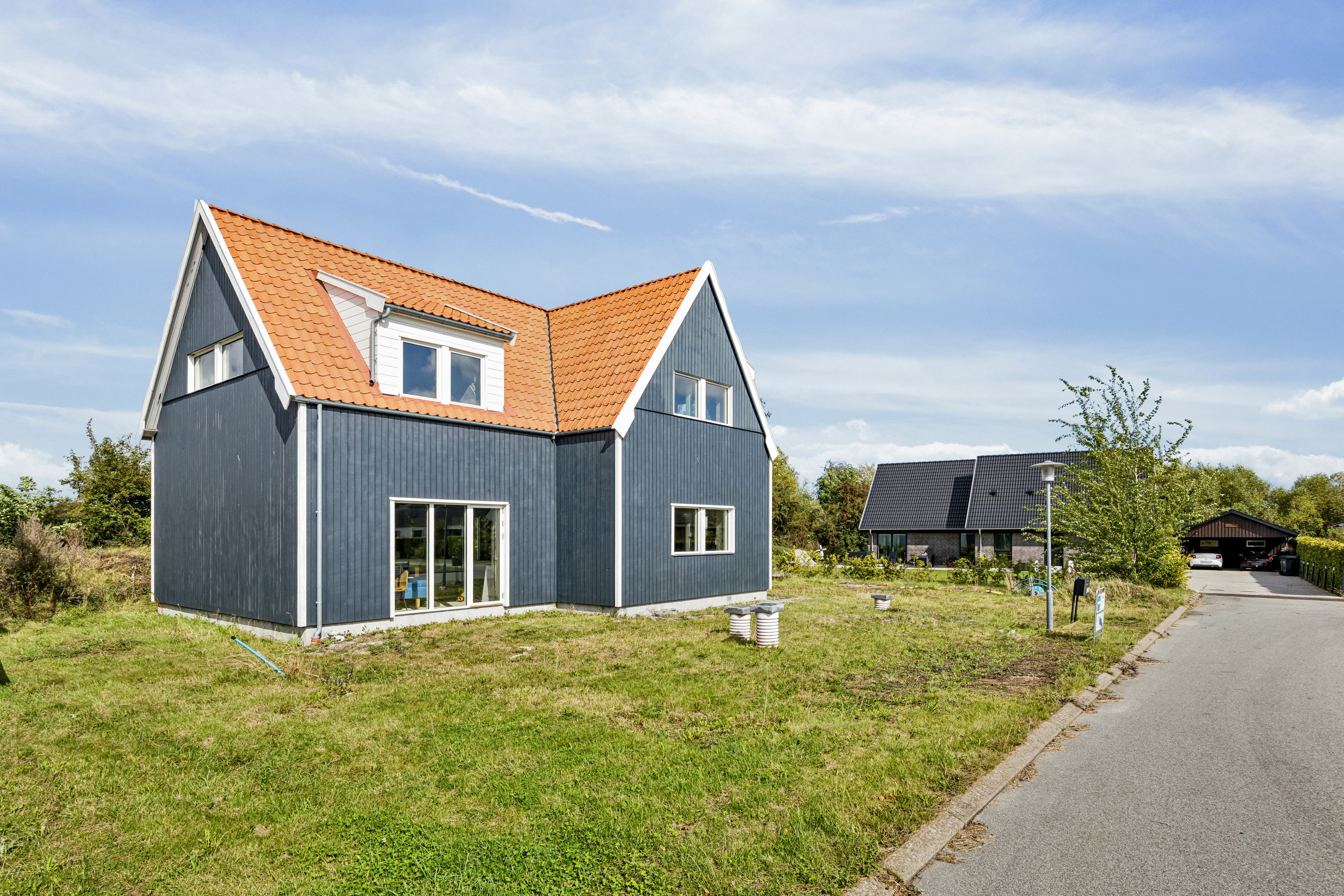 Fremhævet  billede i fuldskærmstilstand. Billede af Thorsvænge 94, 4673 Rødvig Stevns