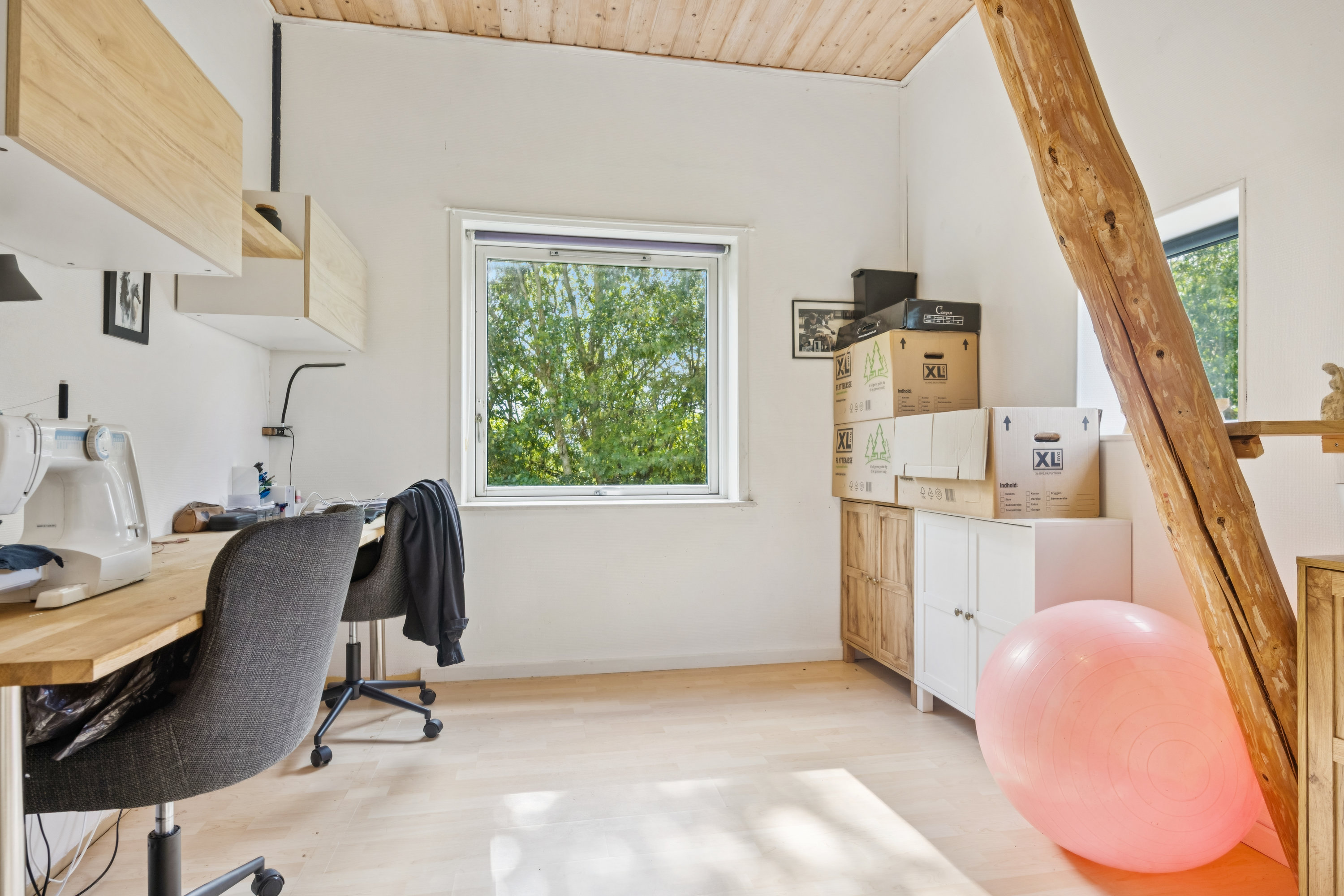 Fremhævet værelse billede i fuldskærmstilstand. Billede af Under Bjerget 8, 9460 Brovst