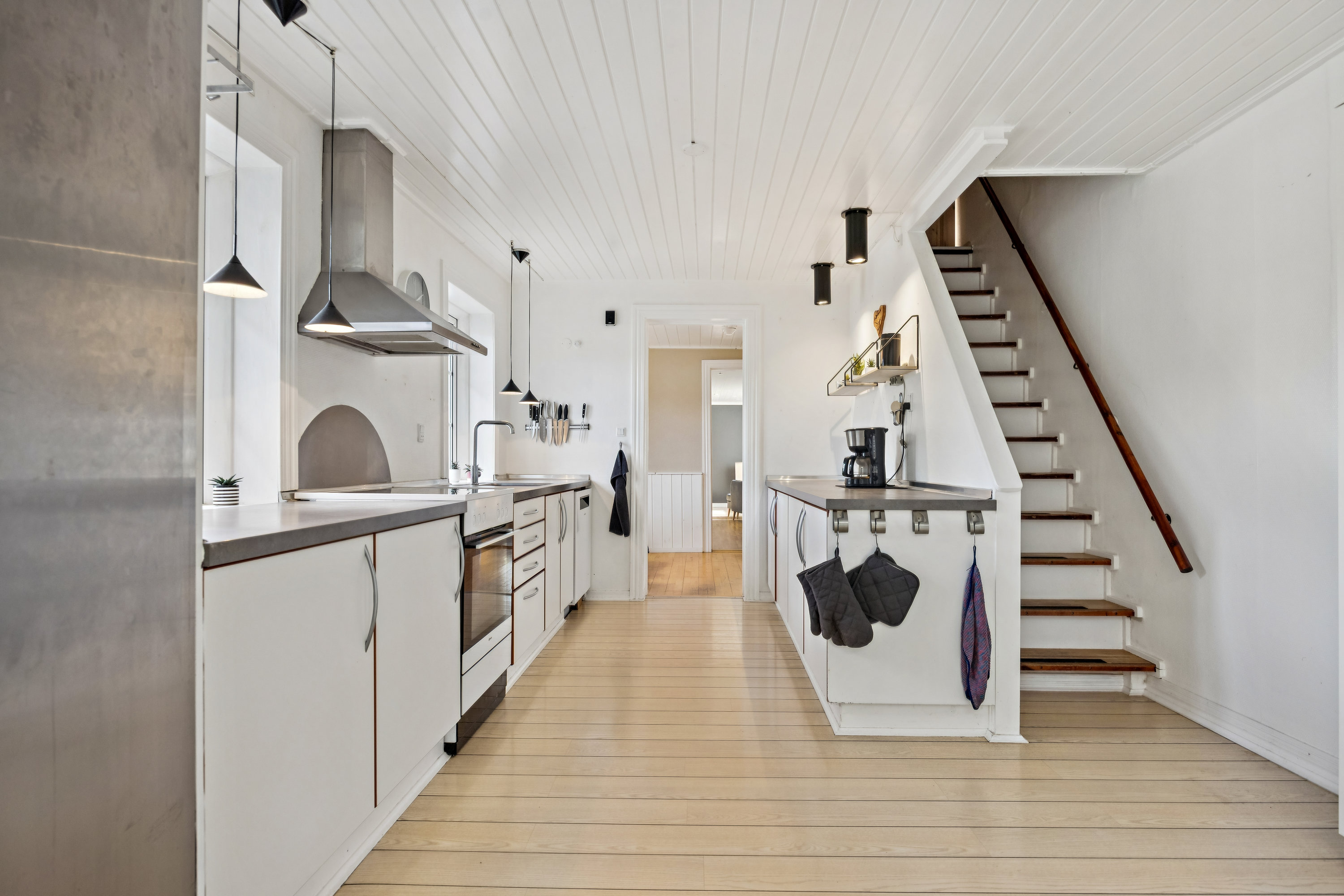 Fremhævet køkken billede i fuldskærmstilstand. Billede af Under Bjerget 8, 9460 Brovst