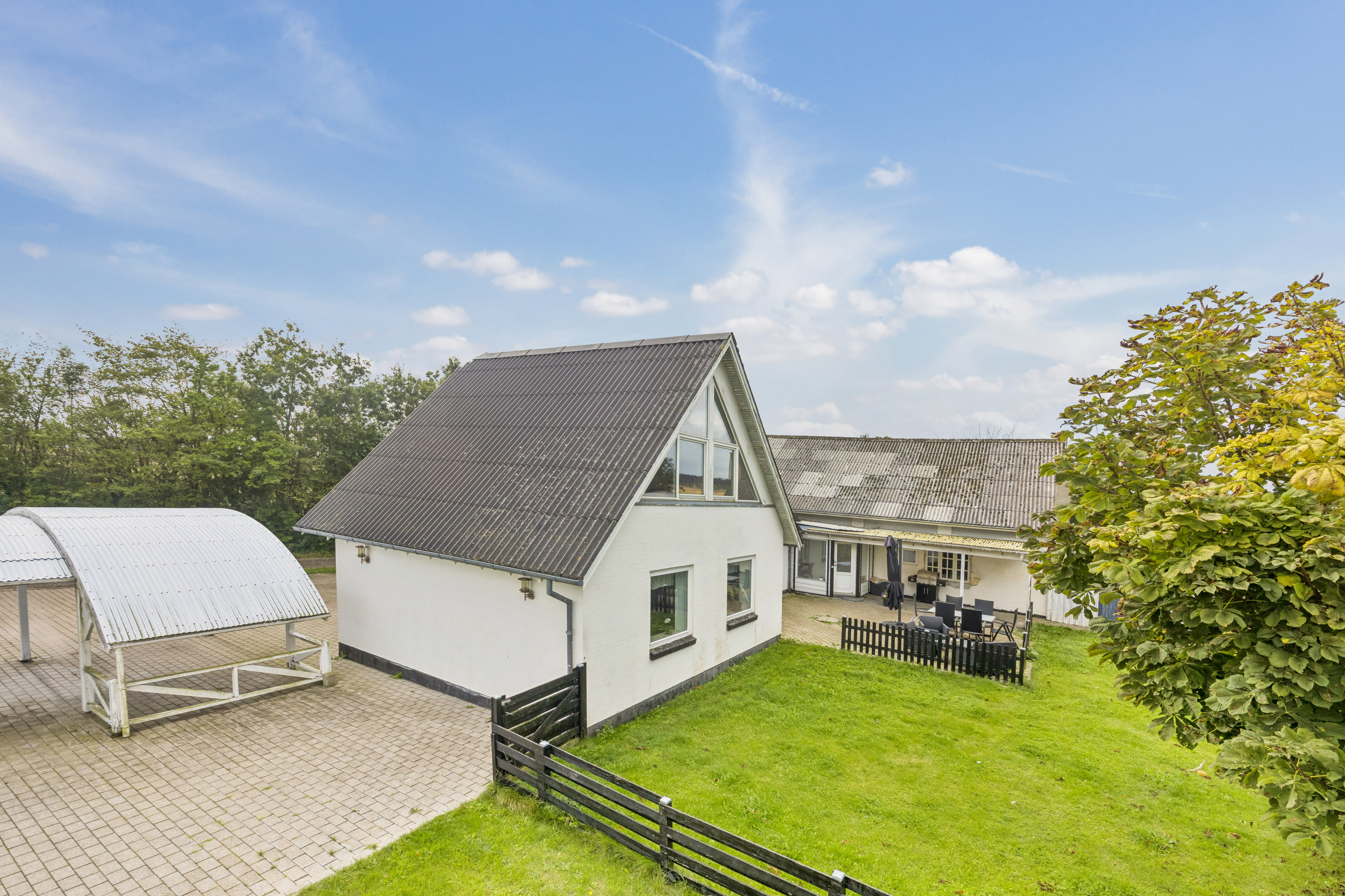 Fremhævet ejendom 1 billede i fuldskærmstilstand. Billede af Under Bjerget 8, 9460 Brovst