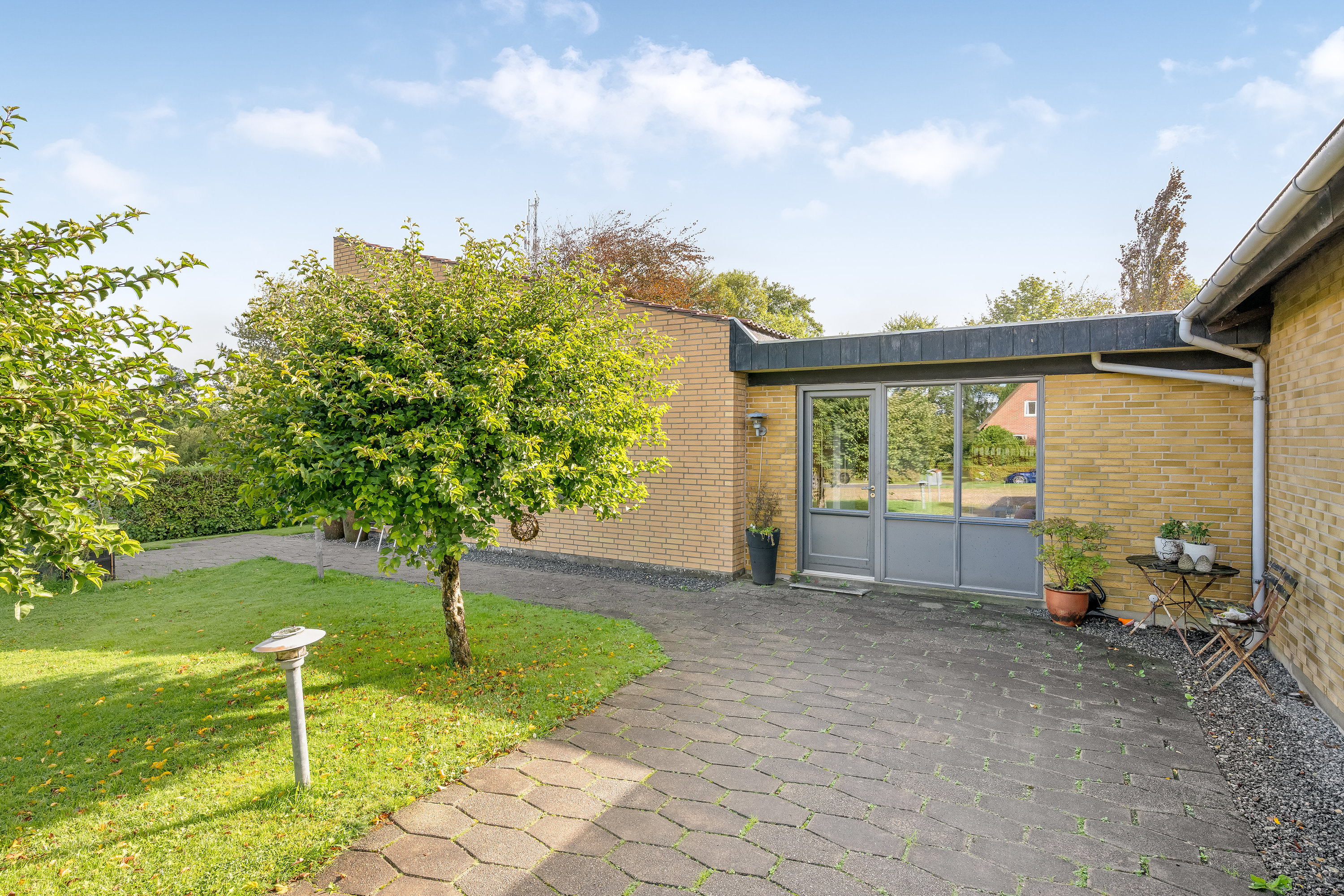 Fremhævet facade  billede i fuldskærmstilstand. Billede af Ørnhøjvej 12, Grønbjerg, 6971 Spjald