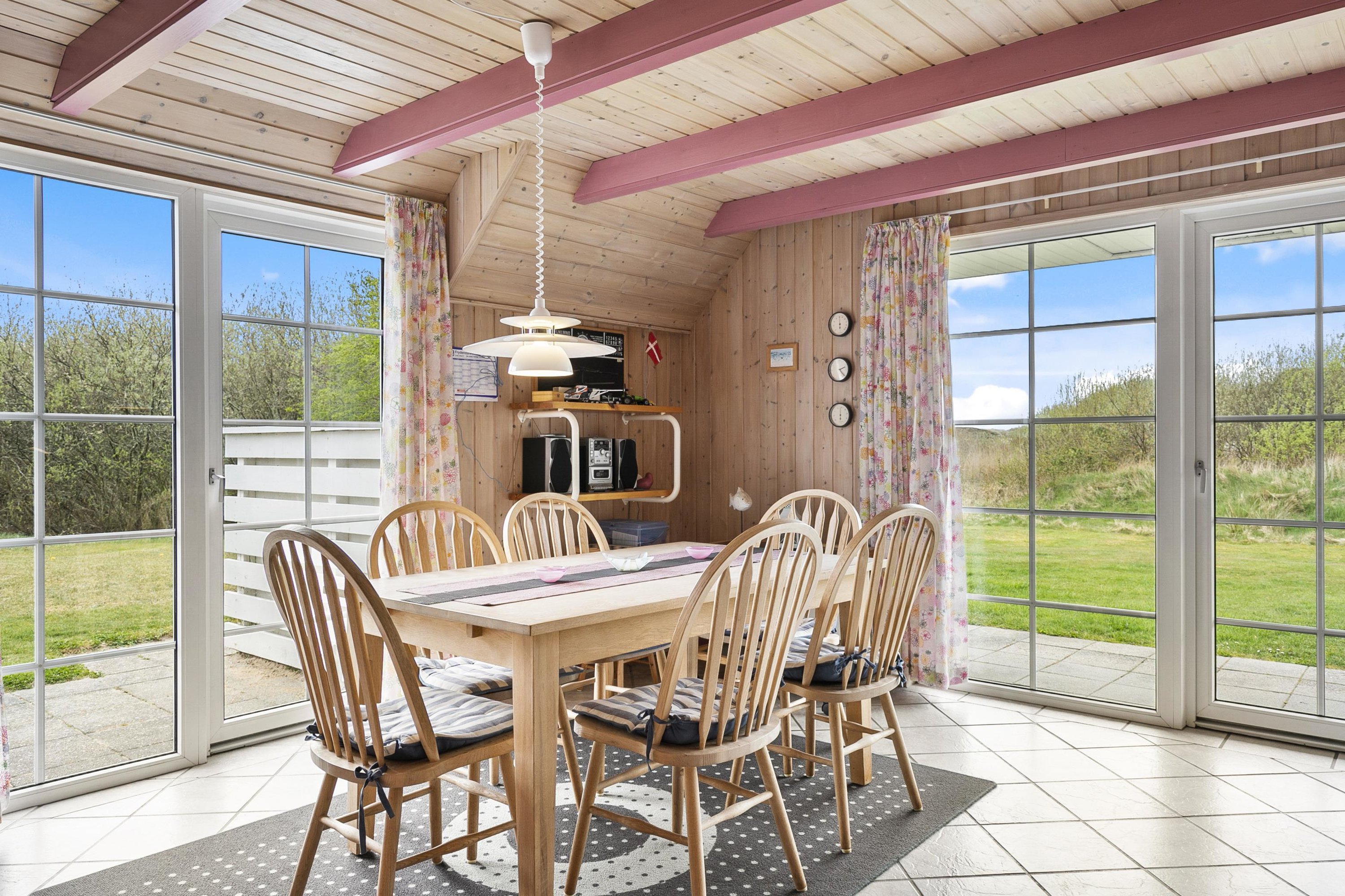 Fremhævet  billede i fuldskærmstilstand. Billede af Bilbergsvej 25, Bjerregaard, 6960 Hvide Sande