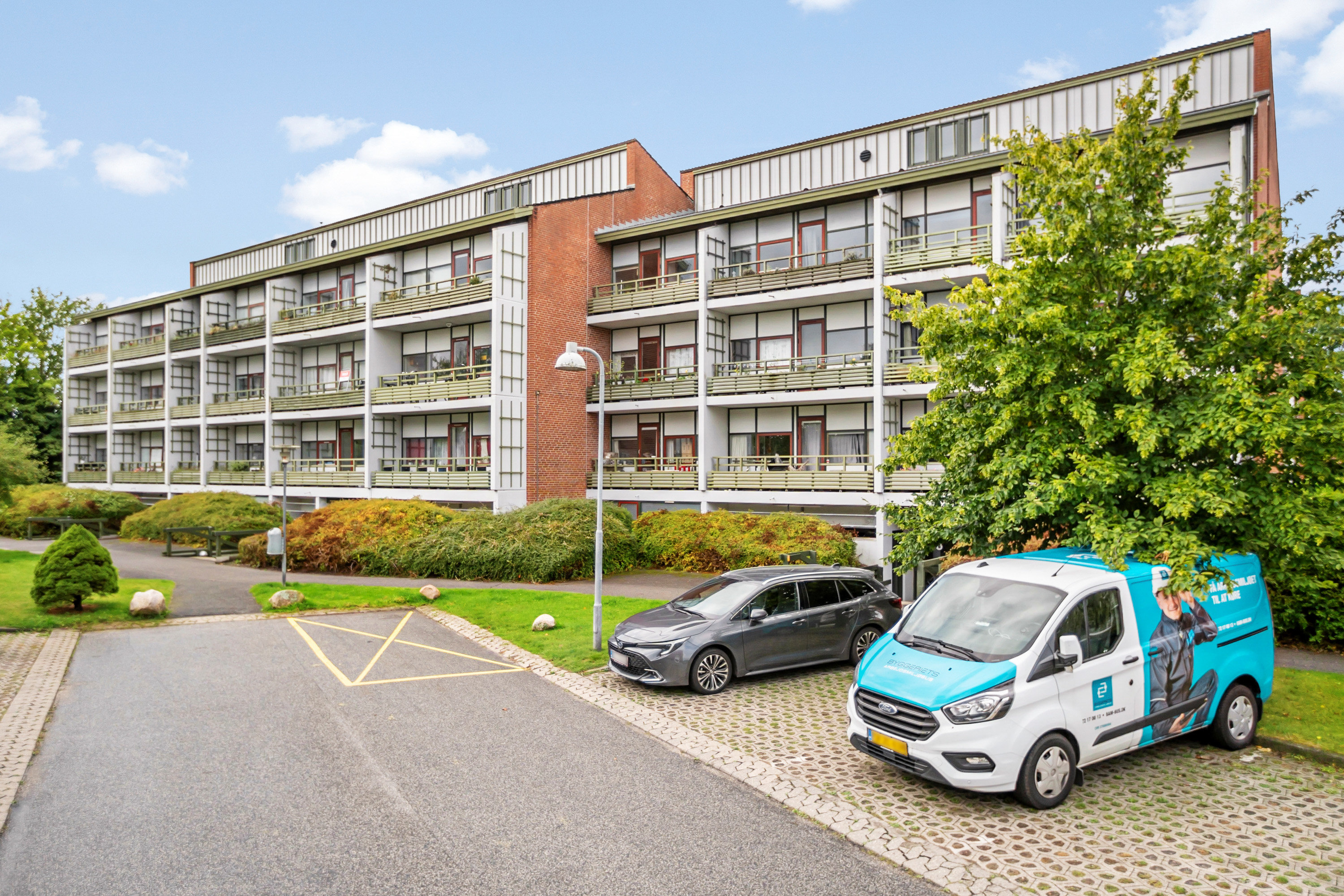 Fremhævet ude billede i fuldskærmstilstand. Billede af Blommevangen 8, 2. tv., Smørumnedre, 2765 Smørum