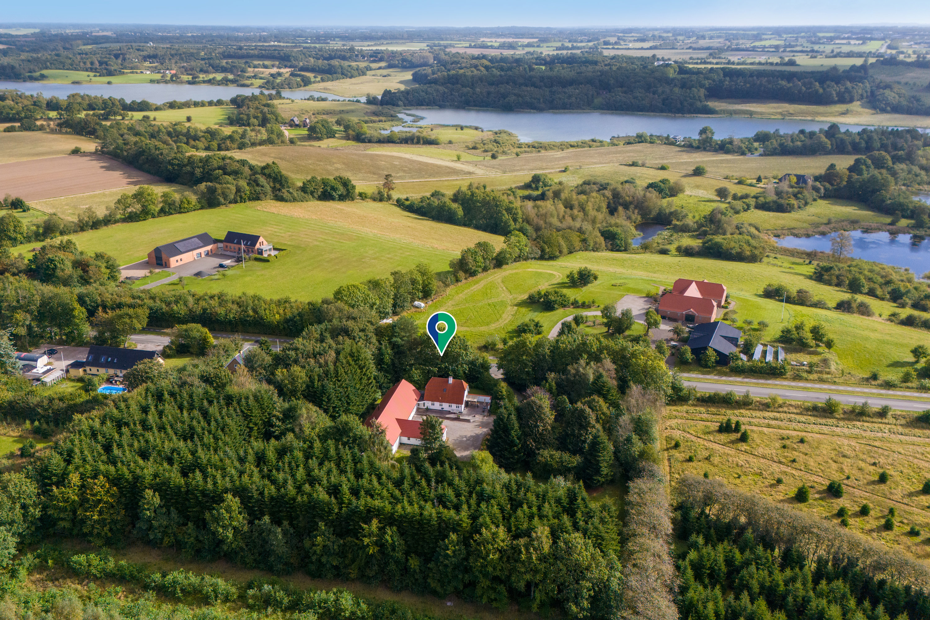 Fremhævet luftfoto billede i fuldskærmstilstand. Billede af Koldingvej 86, Vester Nebel, 6040 Egtved