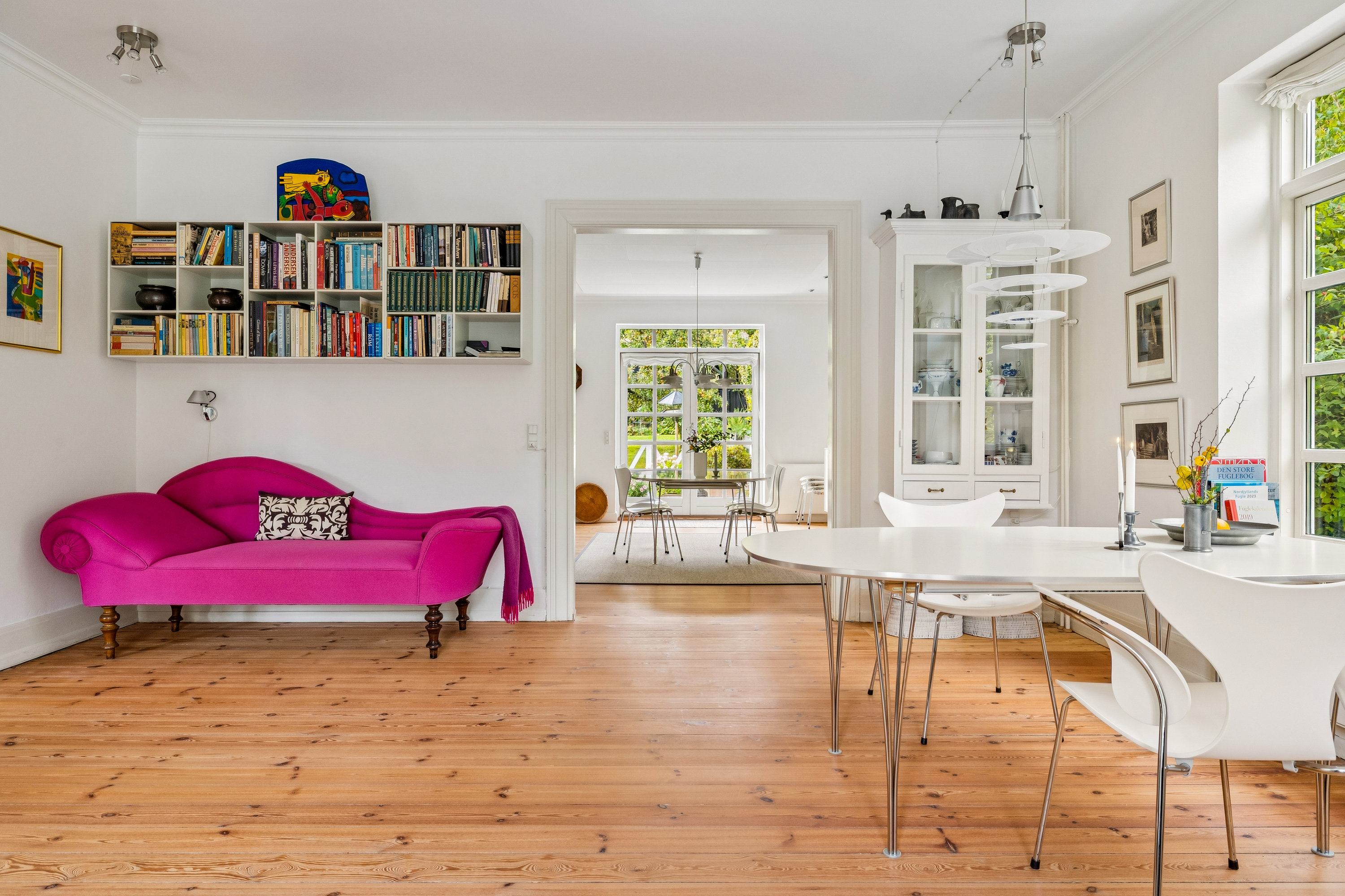 Fremhævet stue billede i fuldskærmstilstand. Billede af Fuglebakken 2, 9560 Hadsund