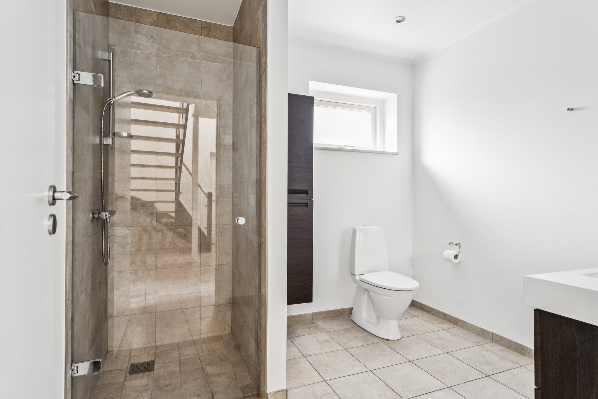 Fremhævet badeværelse billede i fuldskærmstilstand. Billede af Nørregade 10, Hald, 8983 Gjerlev J