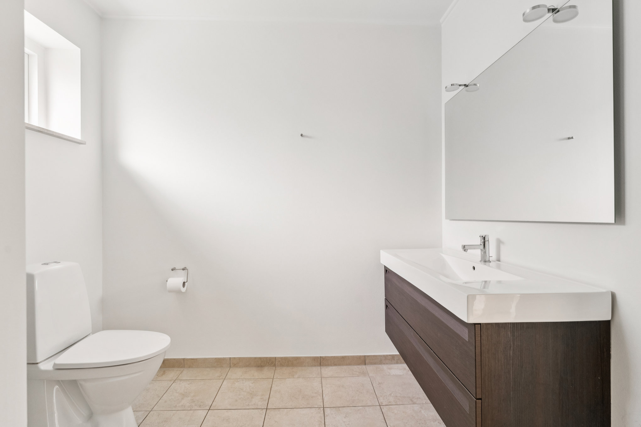 Fremhævet badeværelse billede i fuldskærmstilstand. Billede af Nørregade 10, Hald, 8983 Gjerlev J