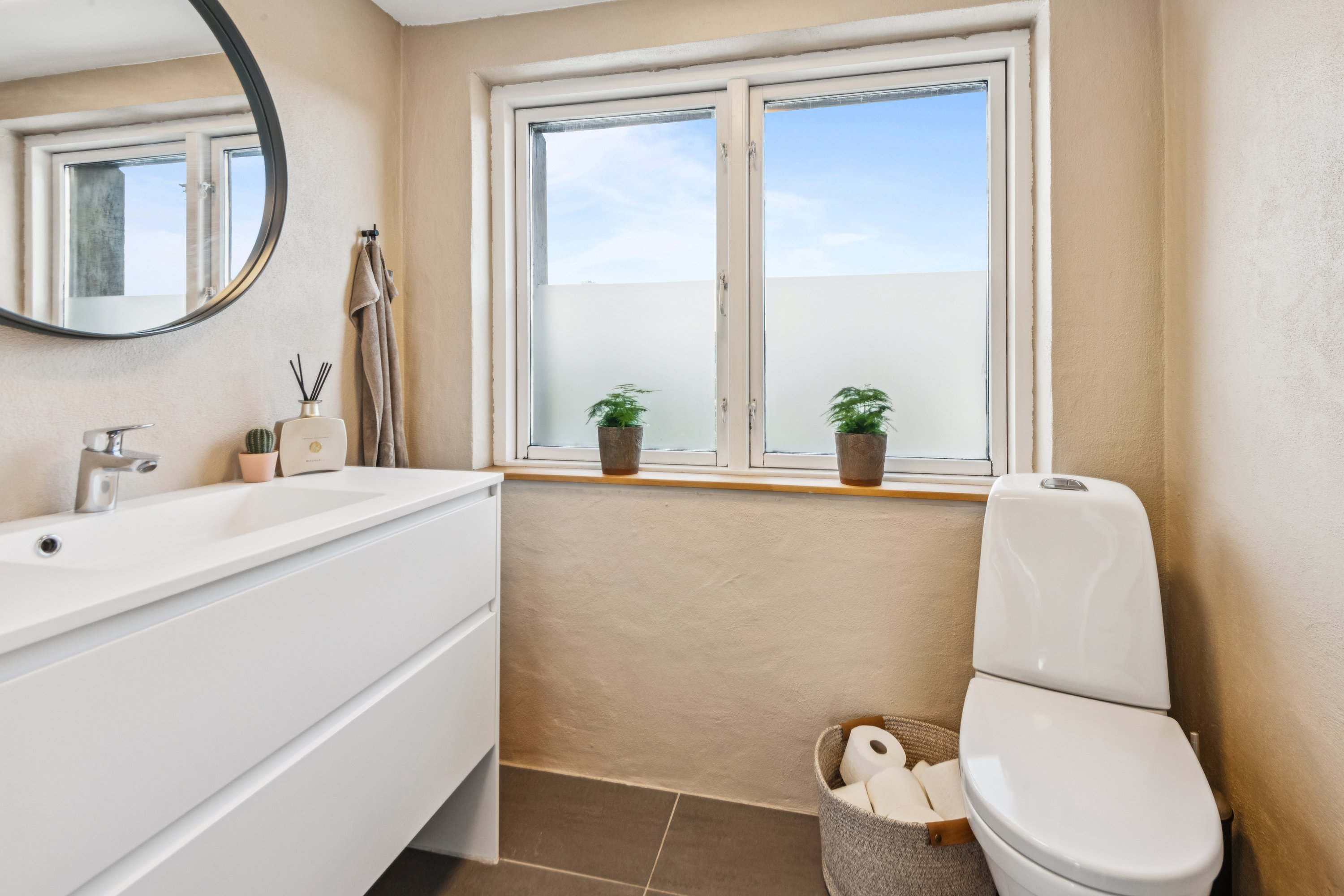 Fremhævet badeværelse billede i fuldskærmstilstand. Billede af Heimdalsgade 18, Vejgaard, 9000 Aalborg