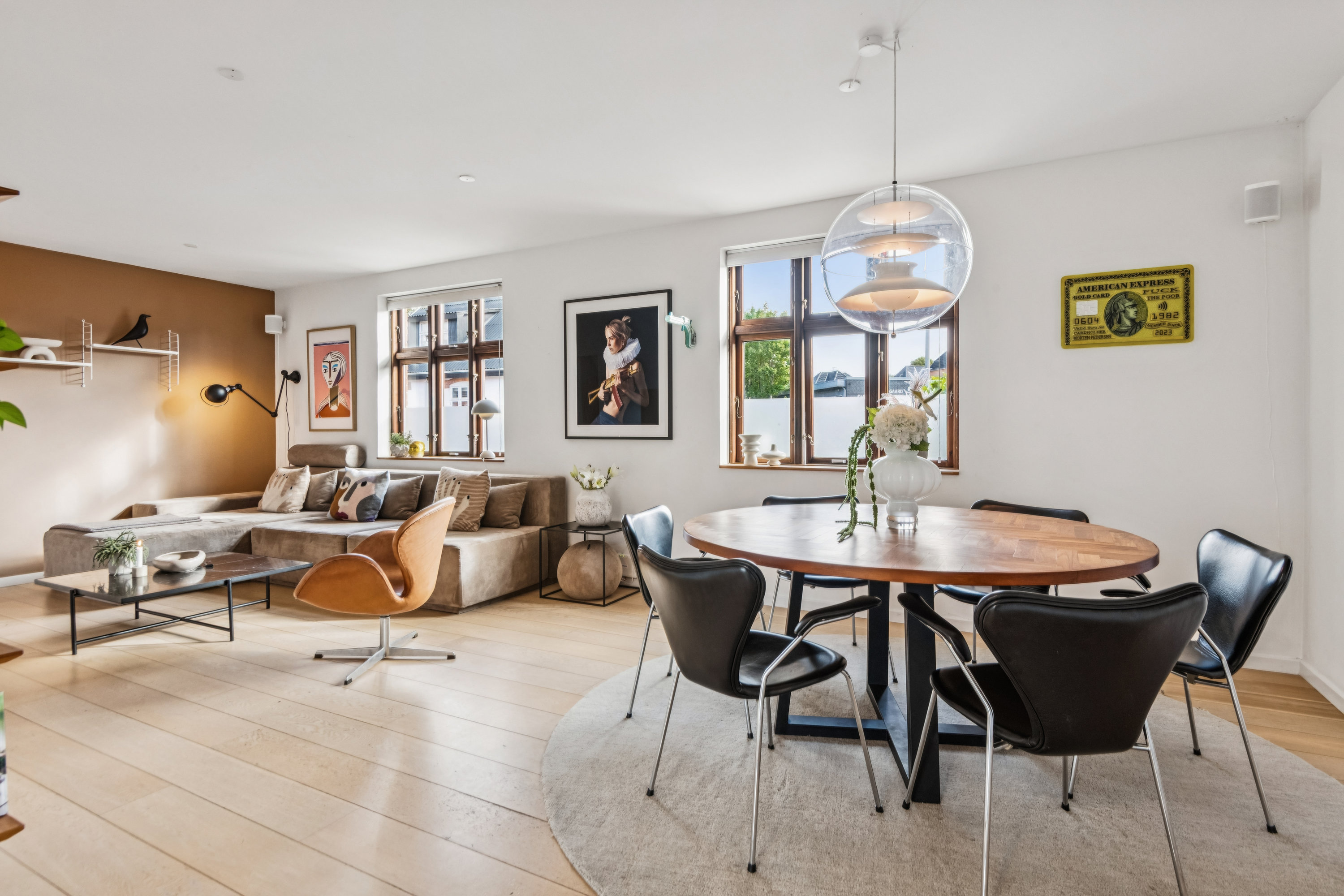 Fremhævet stue billede i fuldskærmstilstand. Billede af Heimdalsgade 18, Vejgaard, 9000 Aalborg