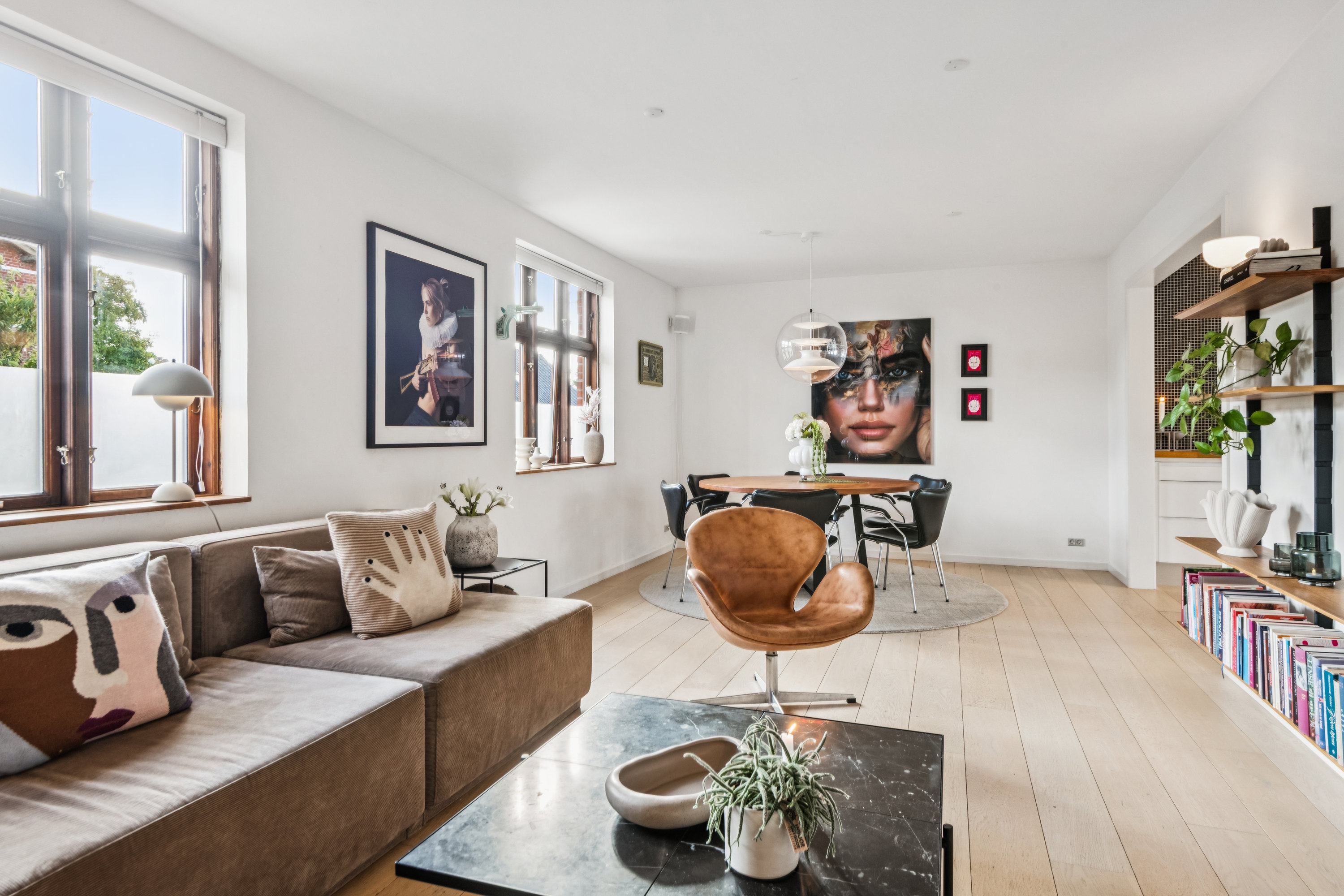 Fremhævet stue billede i fuldskærmstilstand. Billede af Heimdalsgade 18, Vejgaard, 9000 Aalborg